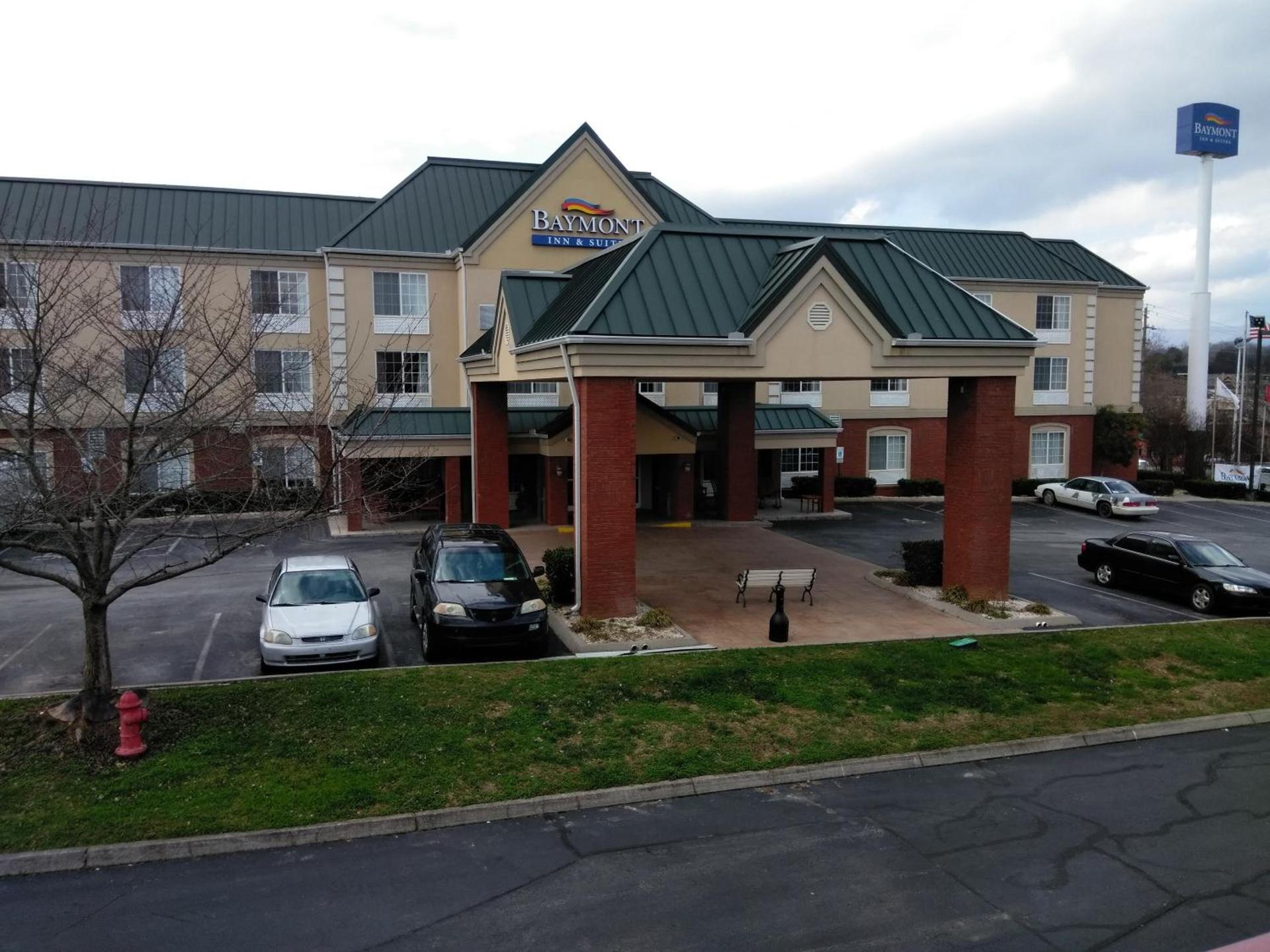 Baymont by Wyndham Clinton — hotel in Clinton
