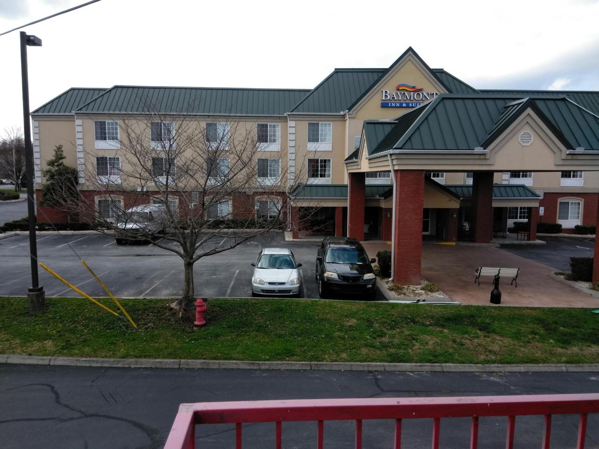 Baymont by Wyndham Clinton photo 16