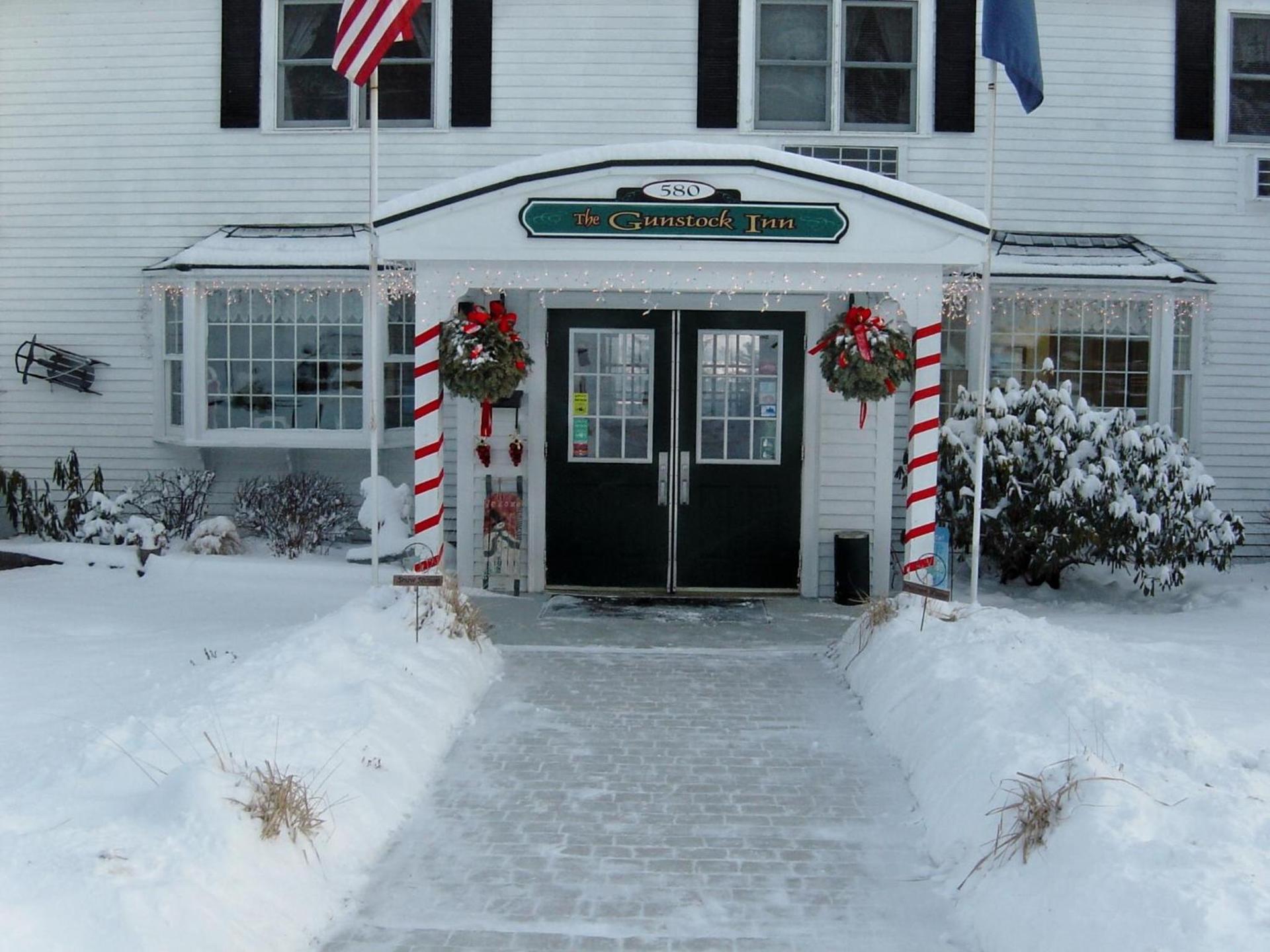 Gunstock Inn & Suites — hotel in Gilford