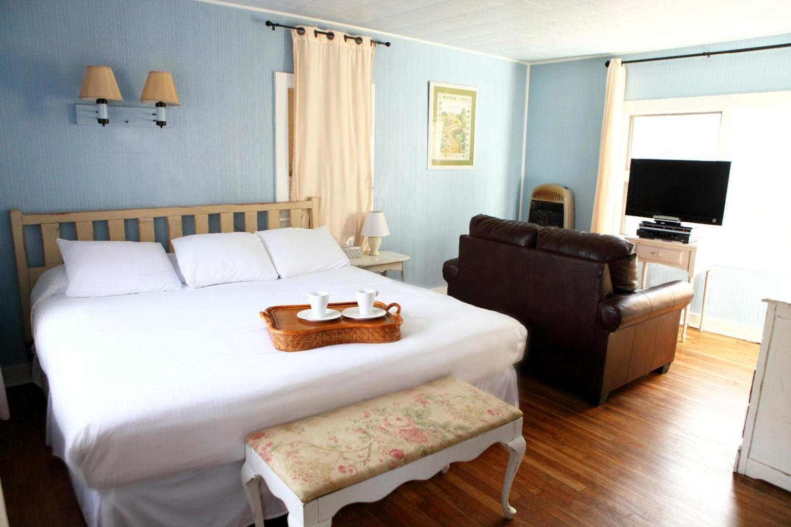 The Pines Cottages photo 32