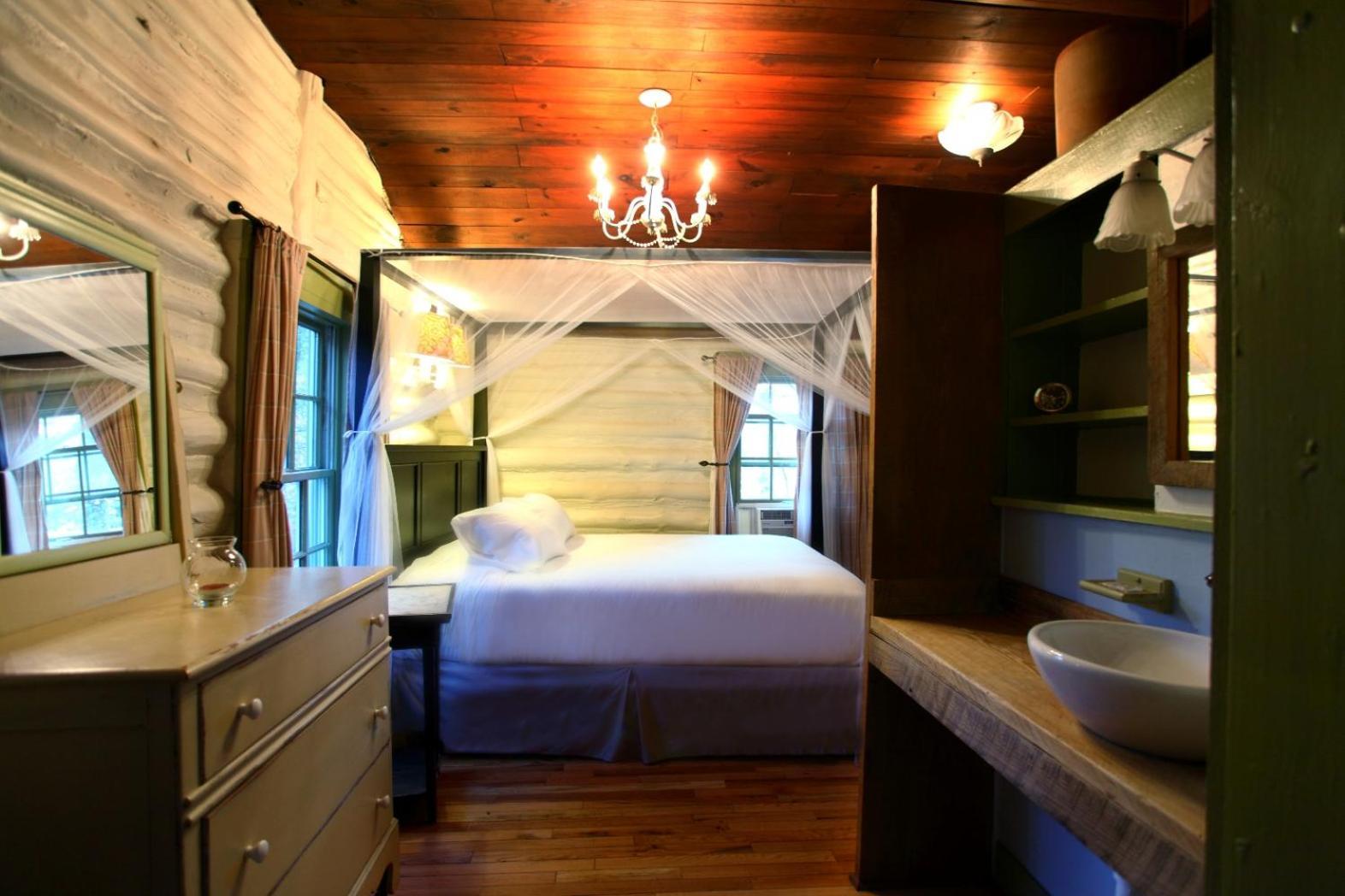 The Pines Cottages photo 3