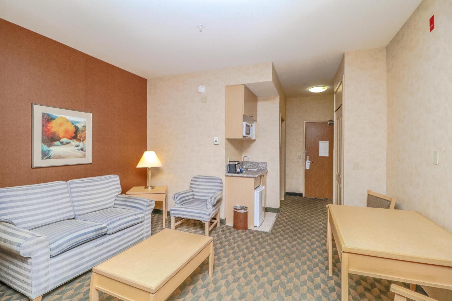 Best Western Plus North Las Vegas Inn & Suites photo 51