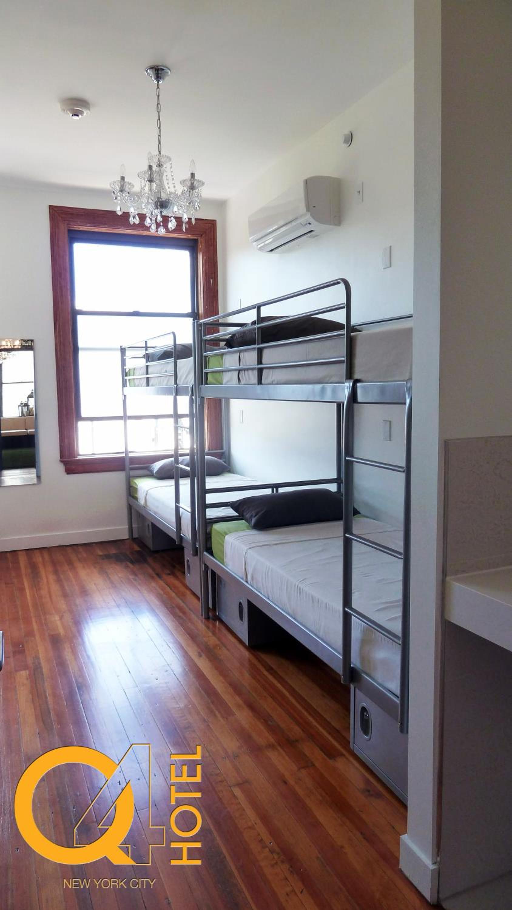 Q4 Hotel and Hostel photo 18