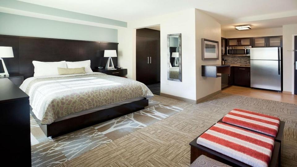 Staybridge Suites Houston East - Baytown by IHG photo 85
