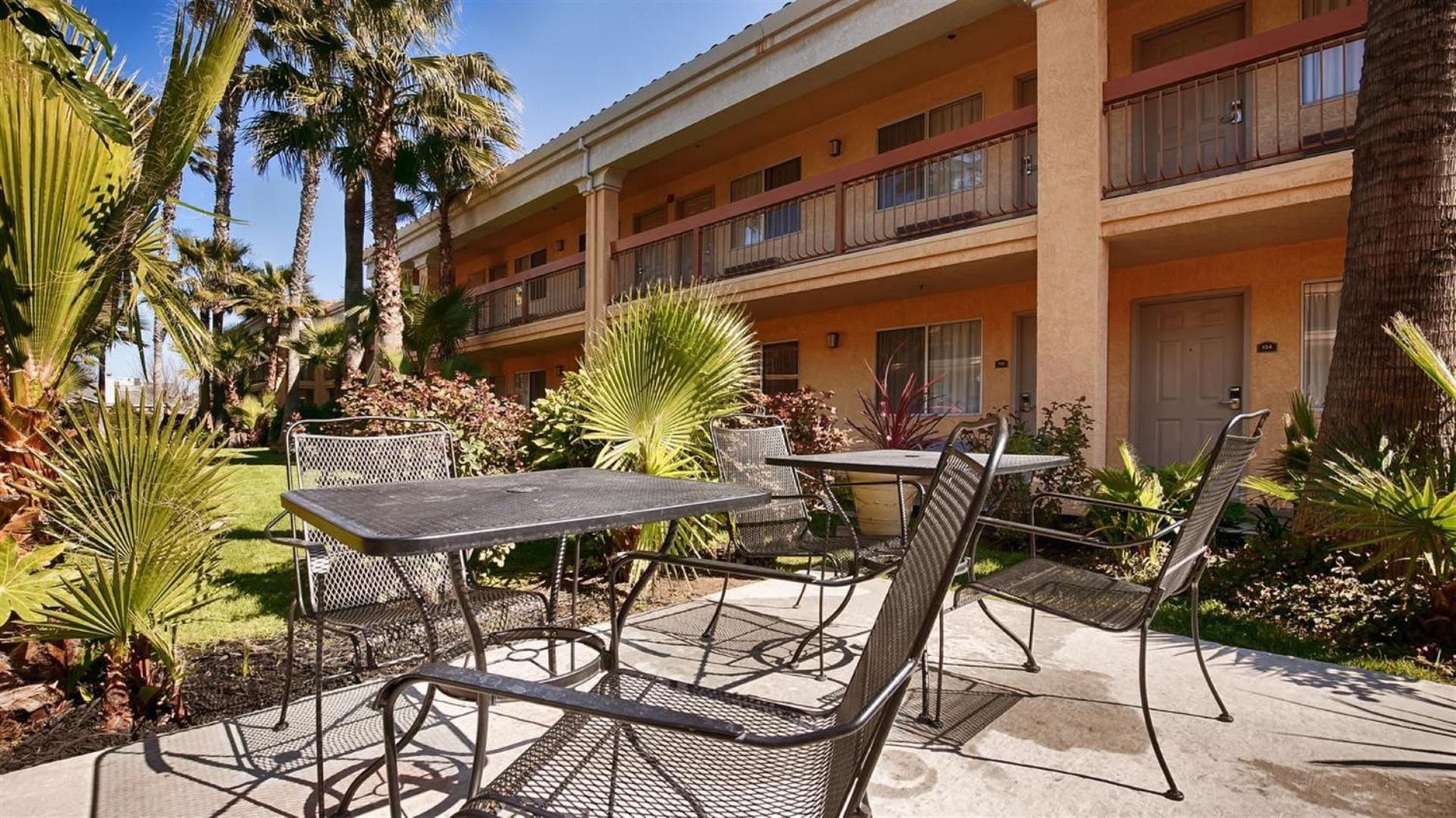 Best Western Palm Court Inn photo 18