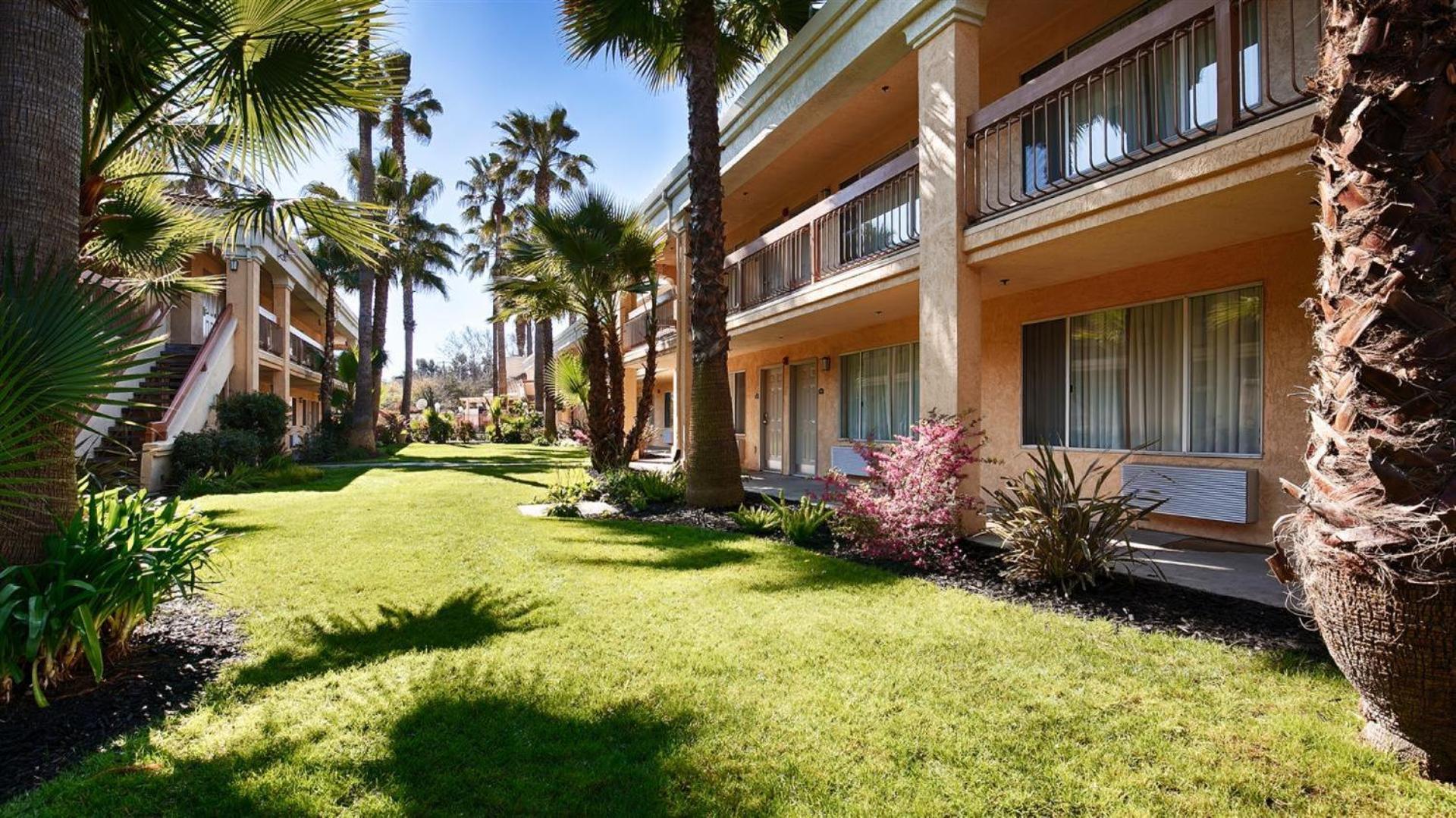 Best Western Palm Court Inn photo 24