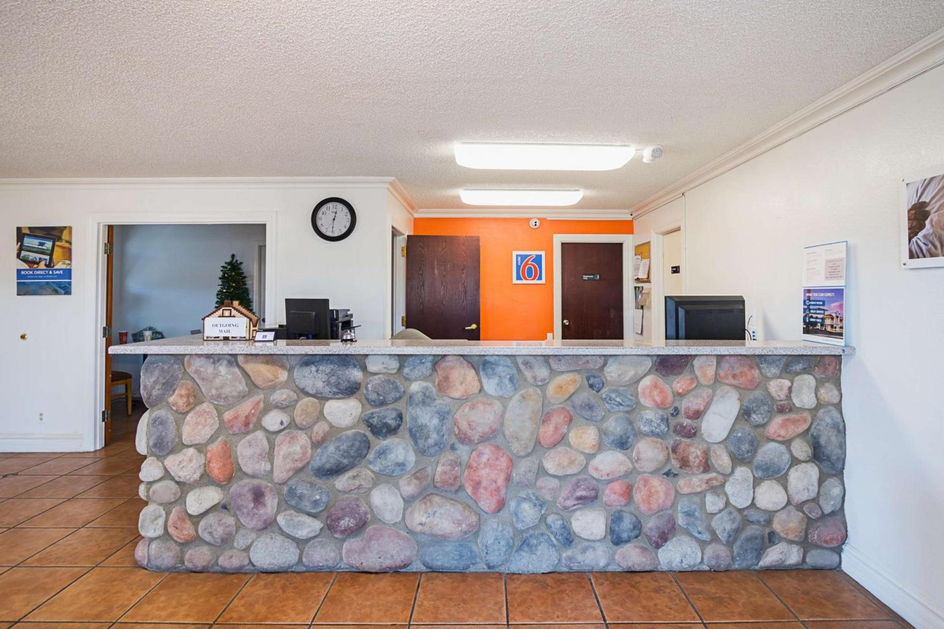 Motel 6-Safford, AZ photo 20