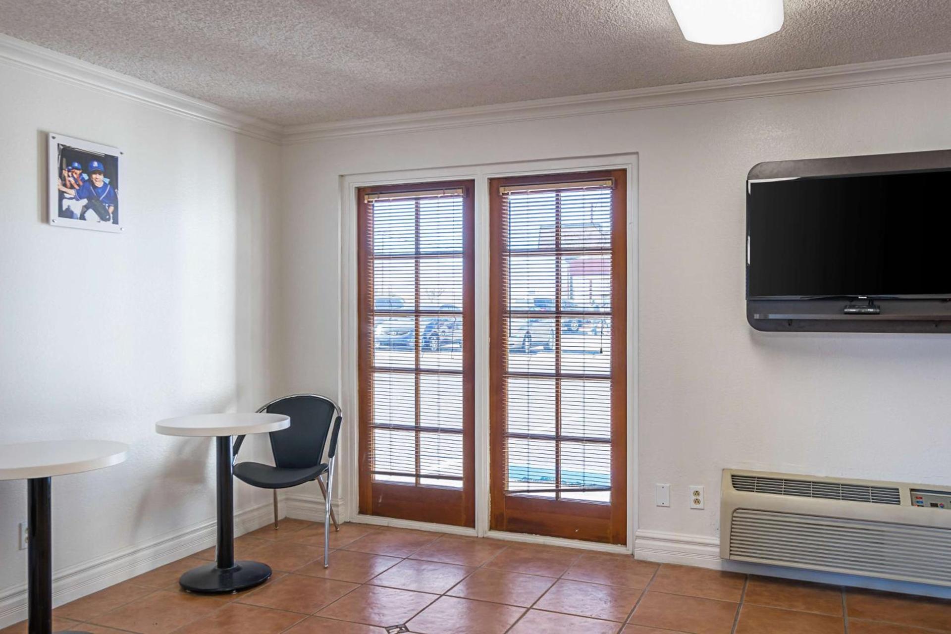 Motel 6-Safford, AZ photo 24