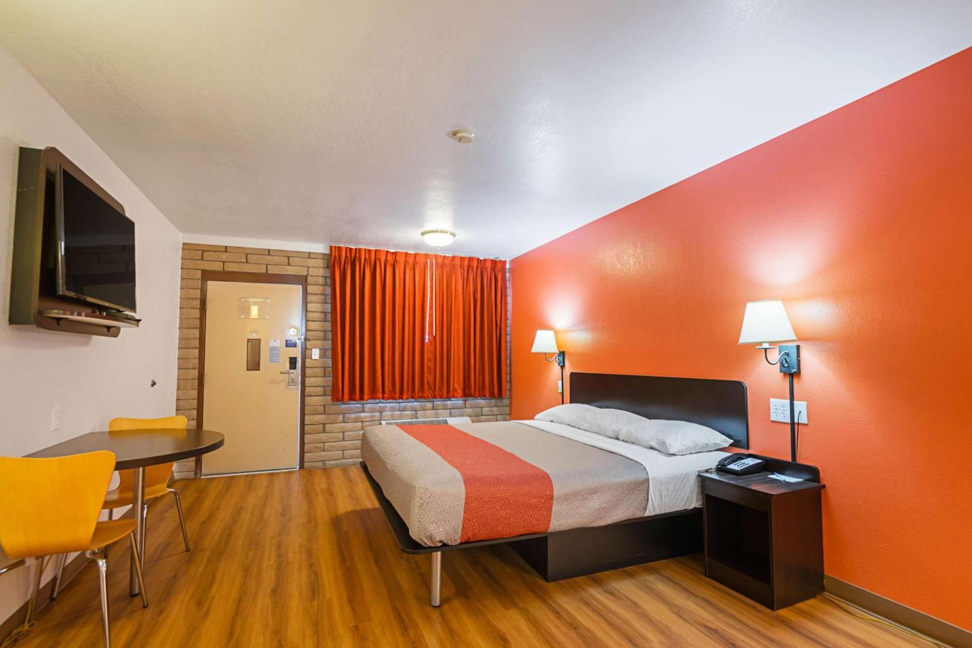 Motel 6-Safford, AZ photo 14