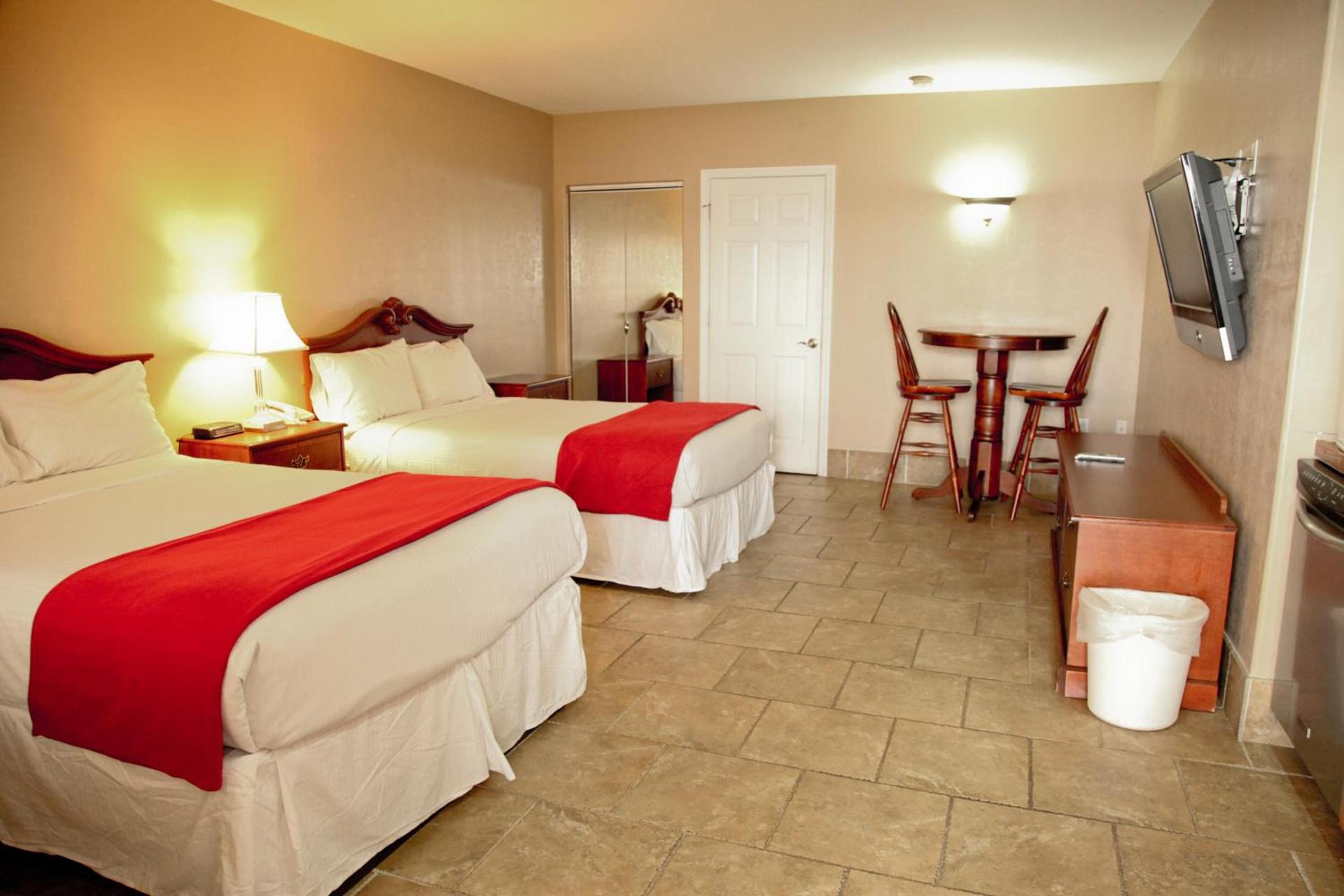 Lake Grassy Inn & Suites photo 6