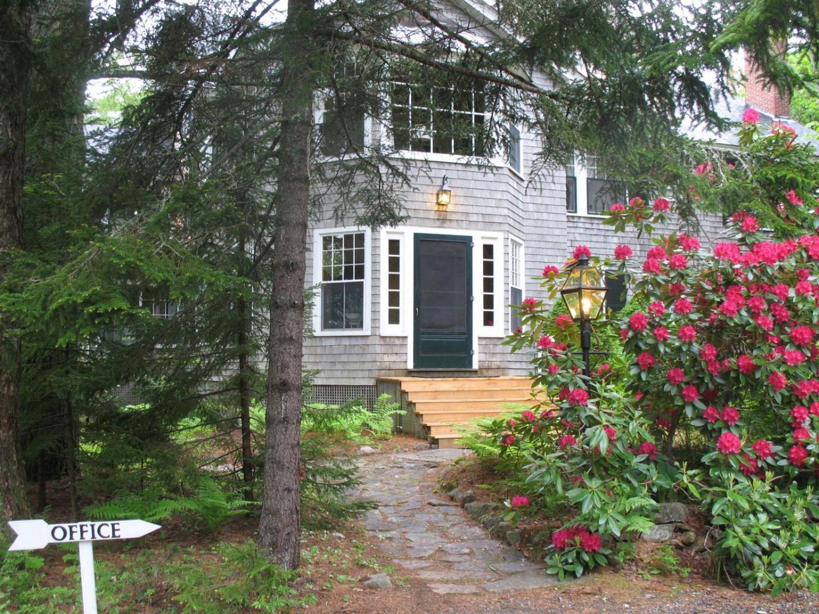Harbourside Inn photo 88