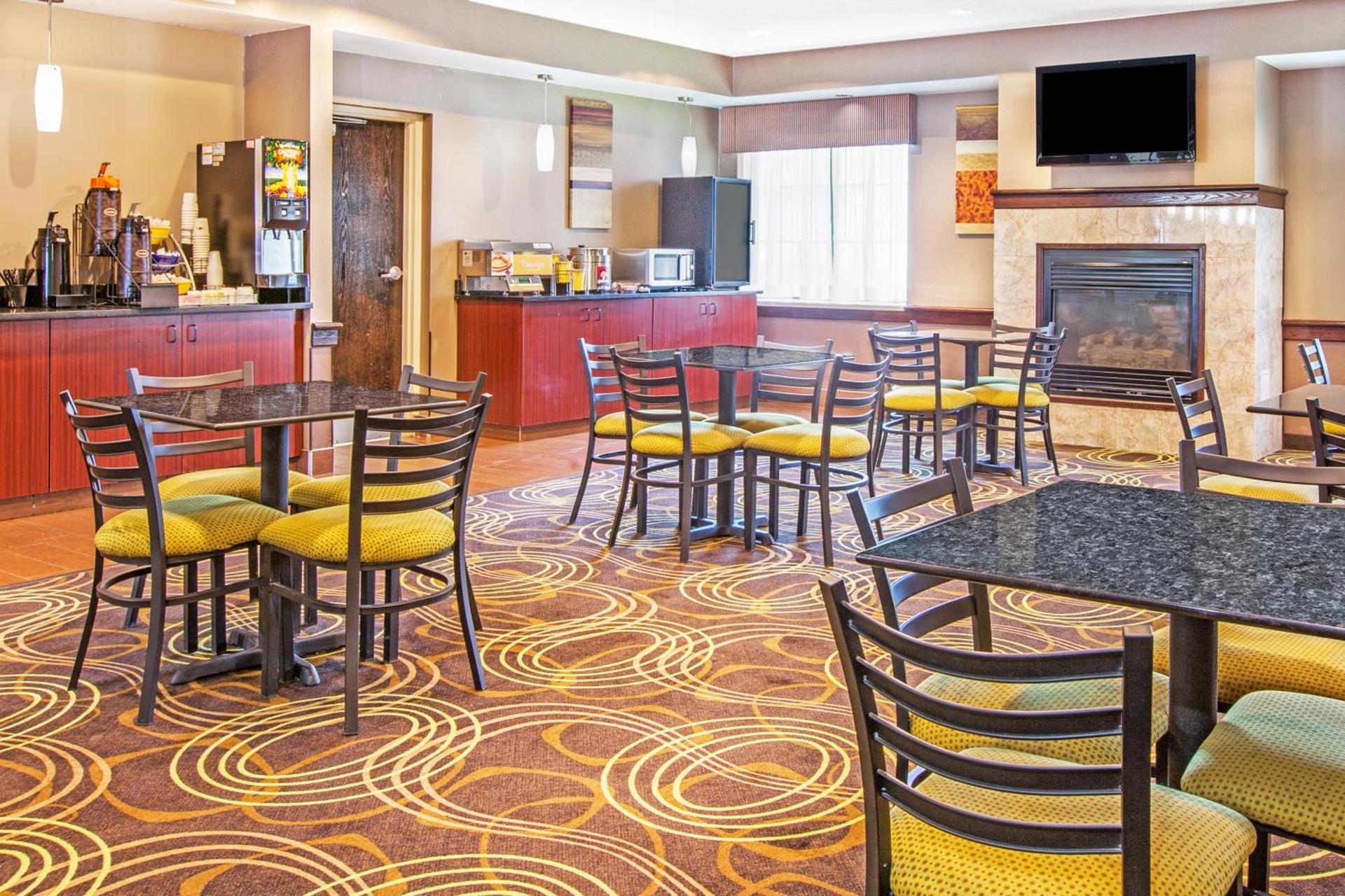 Quality Inn Brewerton - Syracuse Oneida Lake Area photo 17