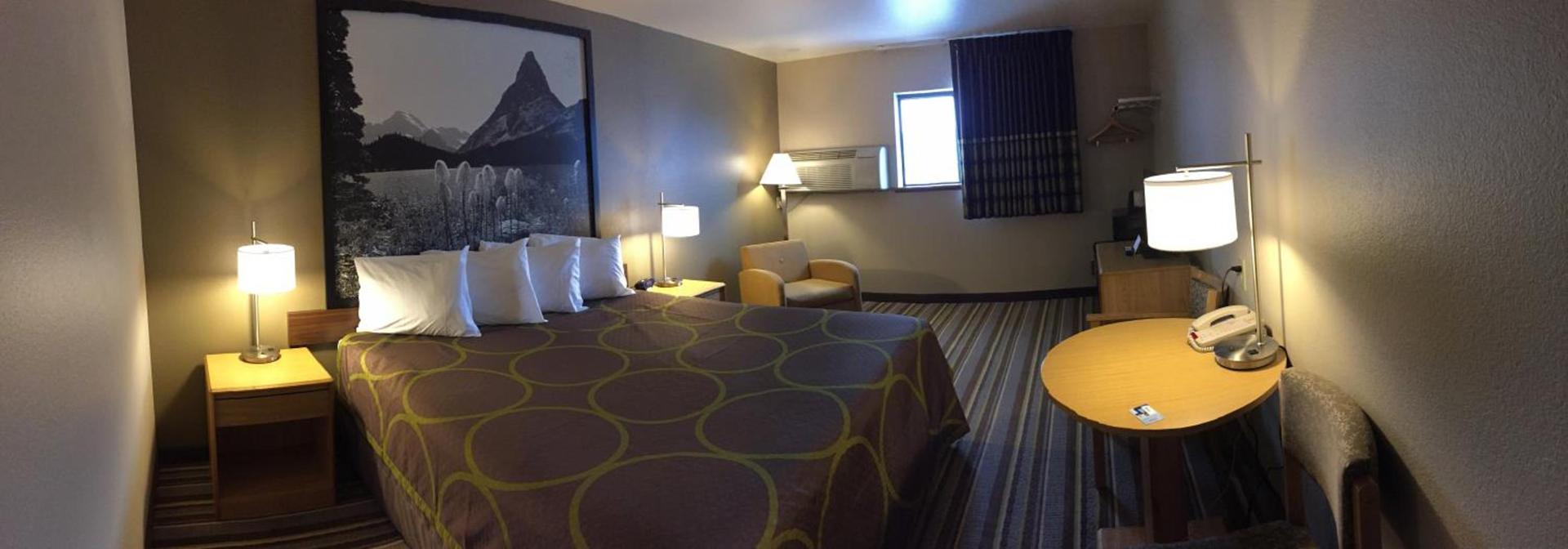 Super 8 by Wyndham Dillon photo 19