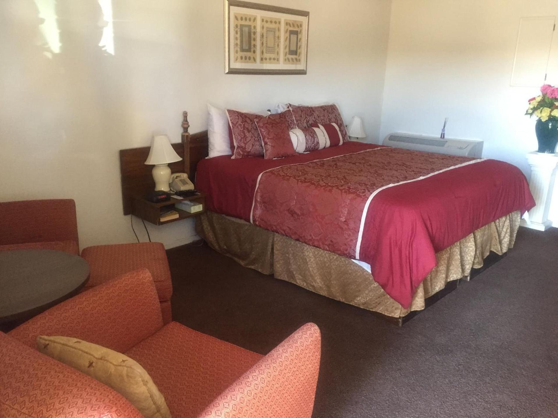 Rustic Motel Rolla photo 9