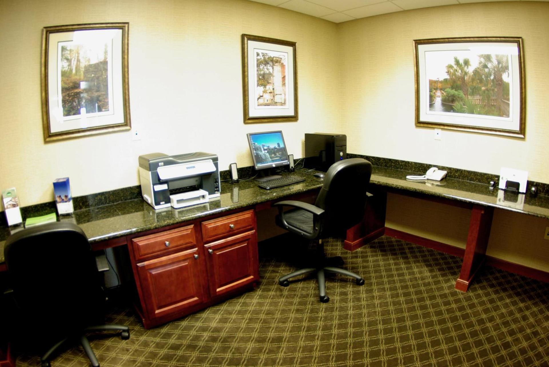 Lexington Expo Hotel by IHG photo 22