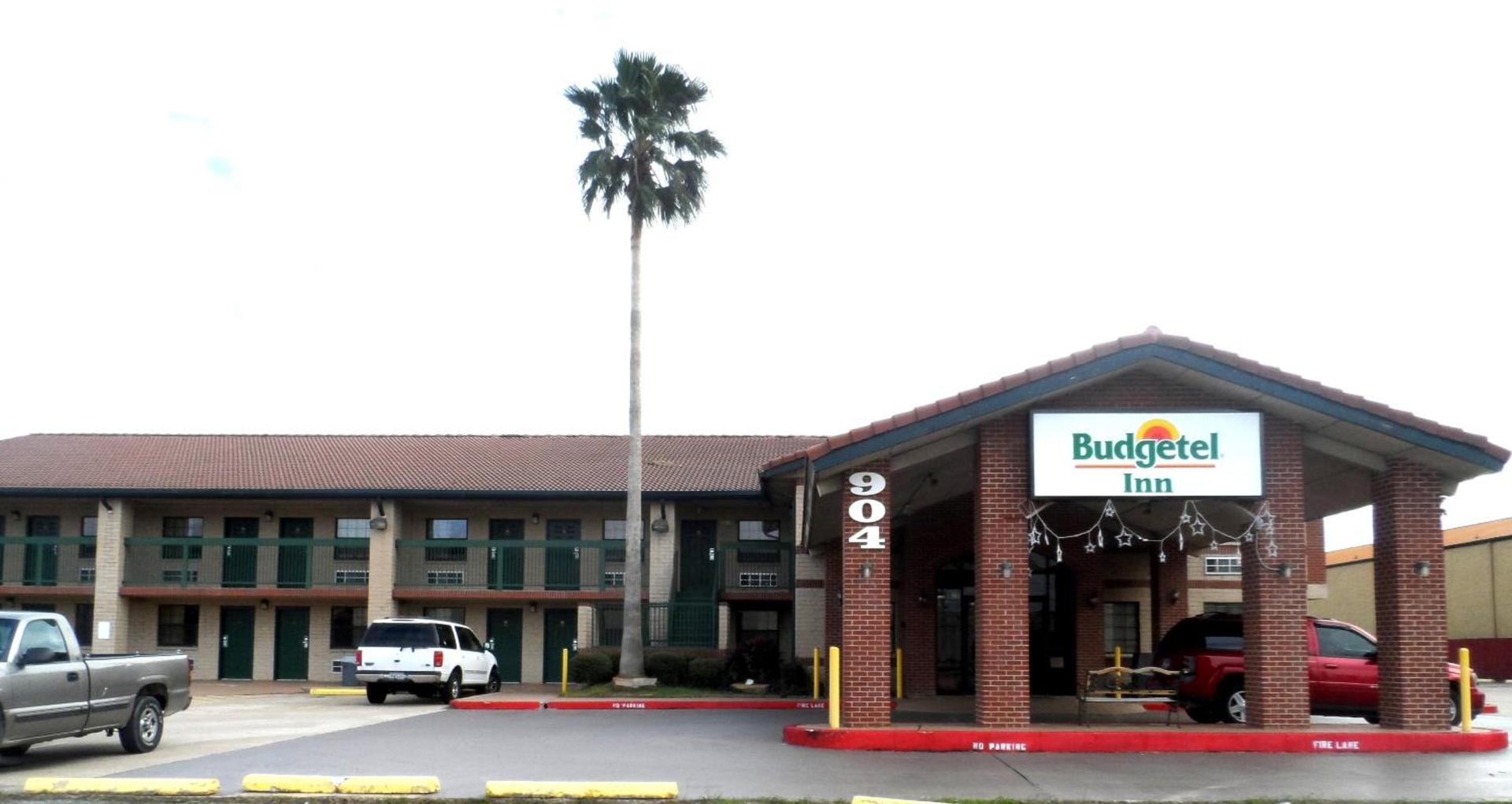 Budgetel Inn Houston/Nasa photo 11