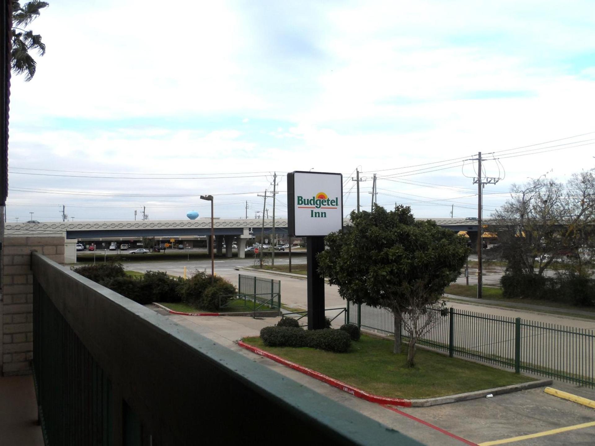 Budgetel Inn Houston/Nasa photo 15