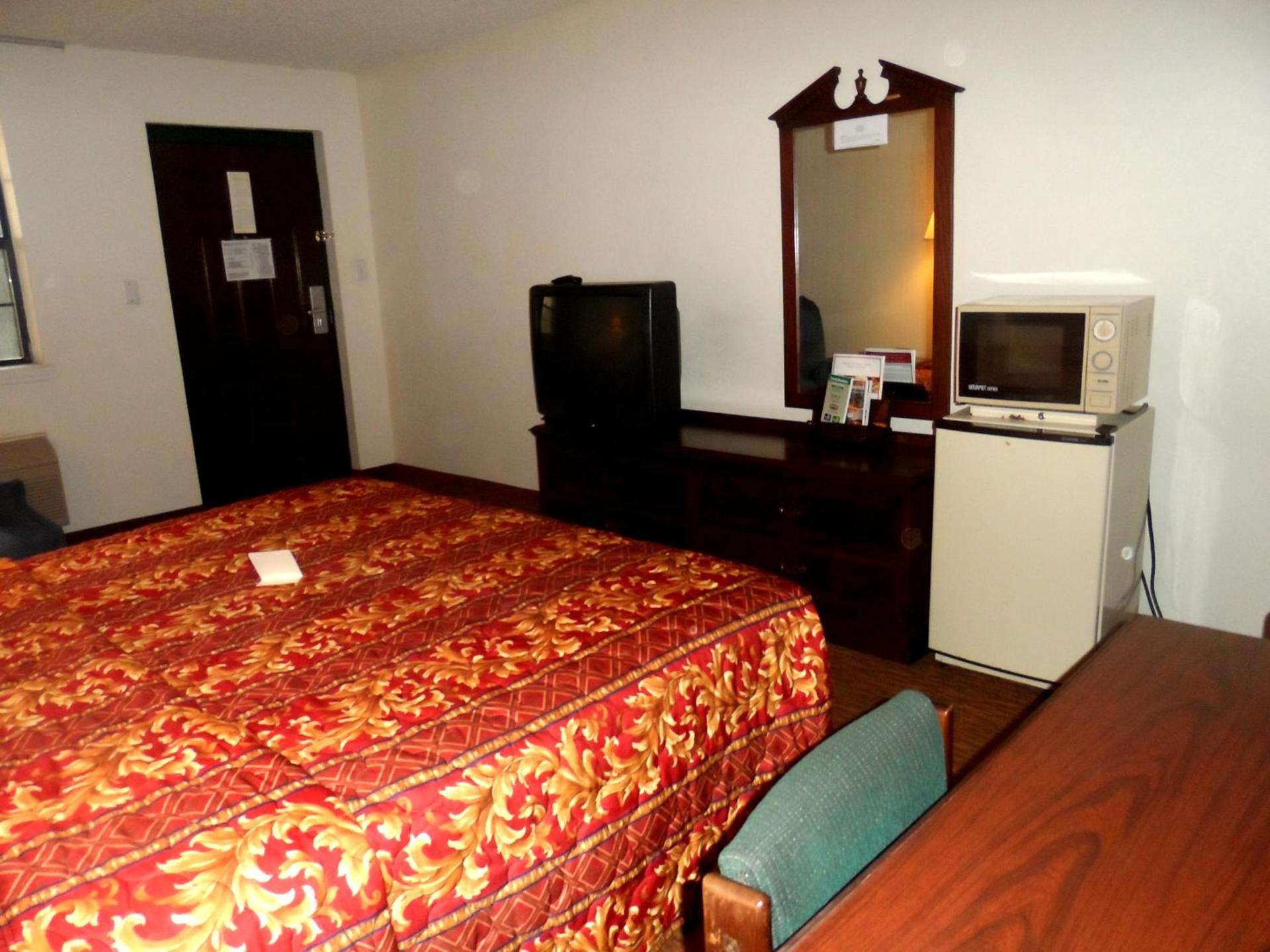 Budgetel Inn Houston/Nasa photo 12