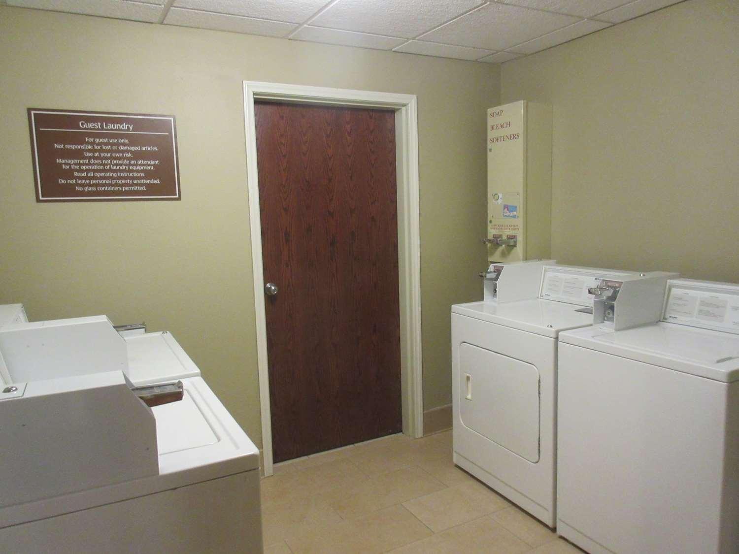 Best Western Plus Olympic Inn photo 76