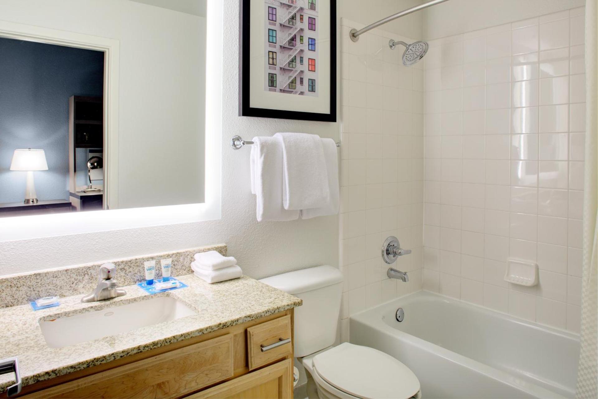 Hyatt House Dallas Lincoln Park photo 9