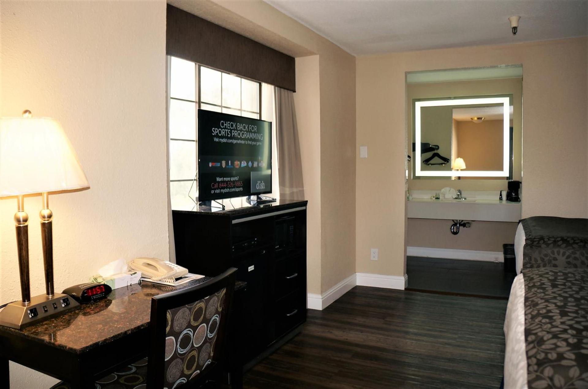 Executive Inn photo 5