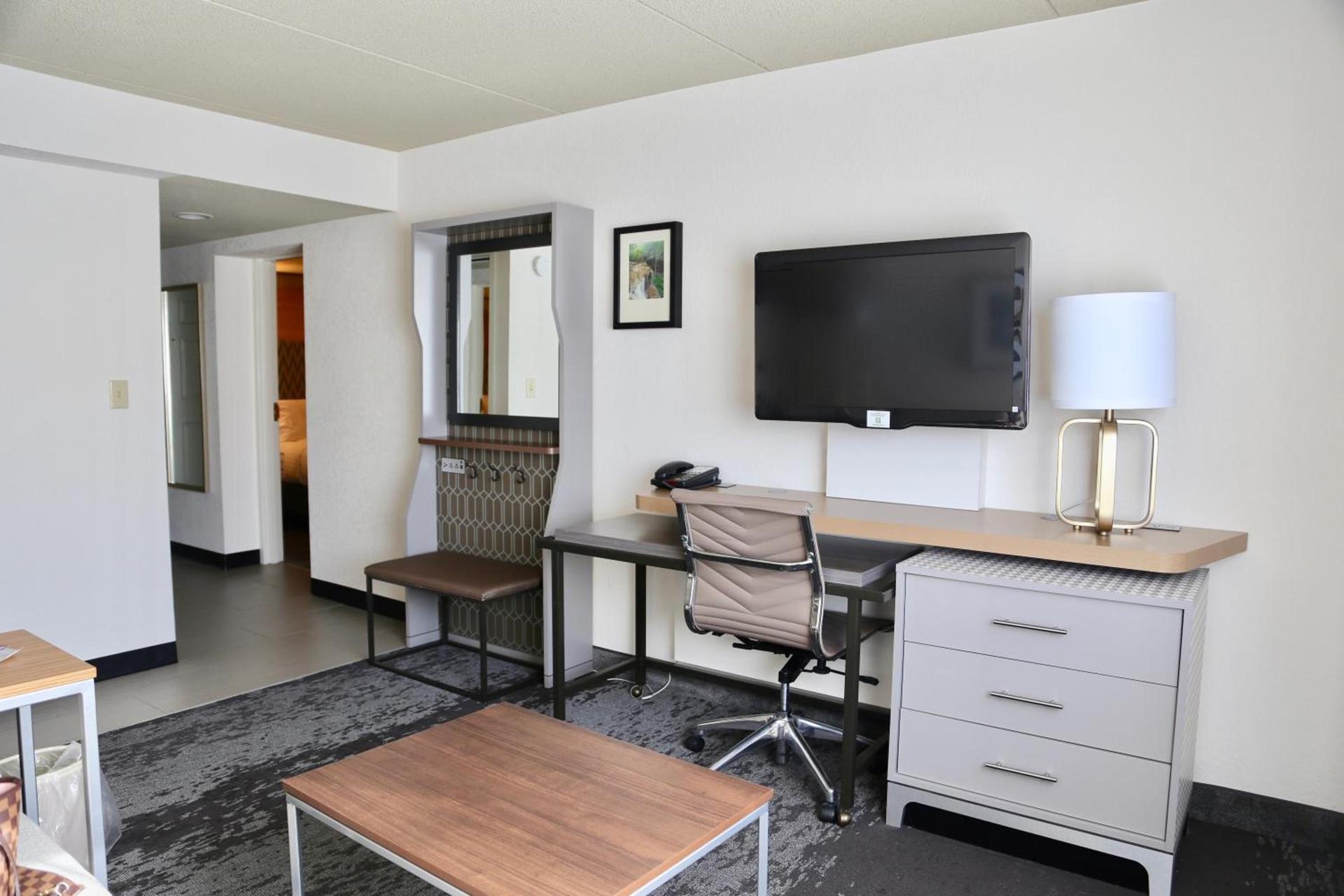 Holiday Inn Salem by IHG photo 29