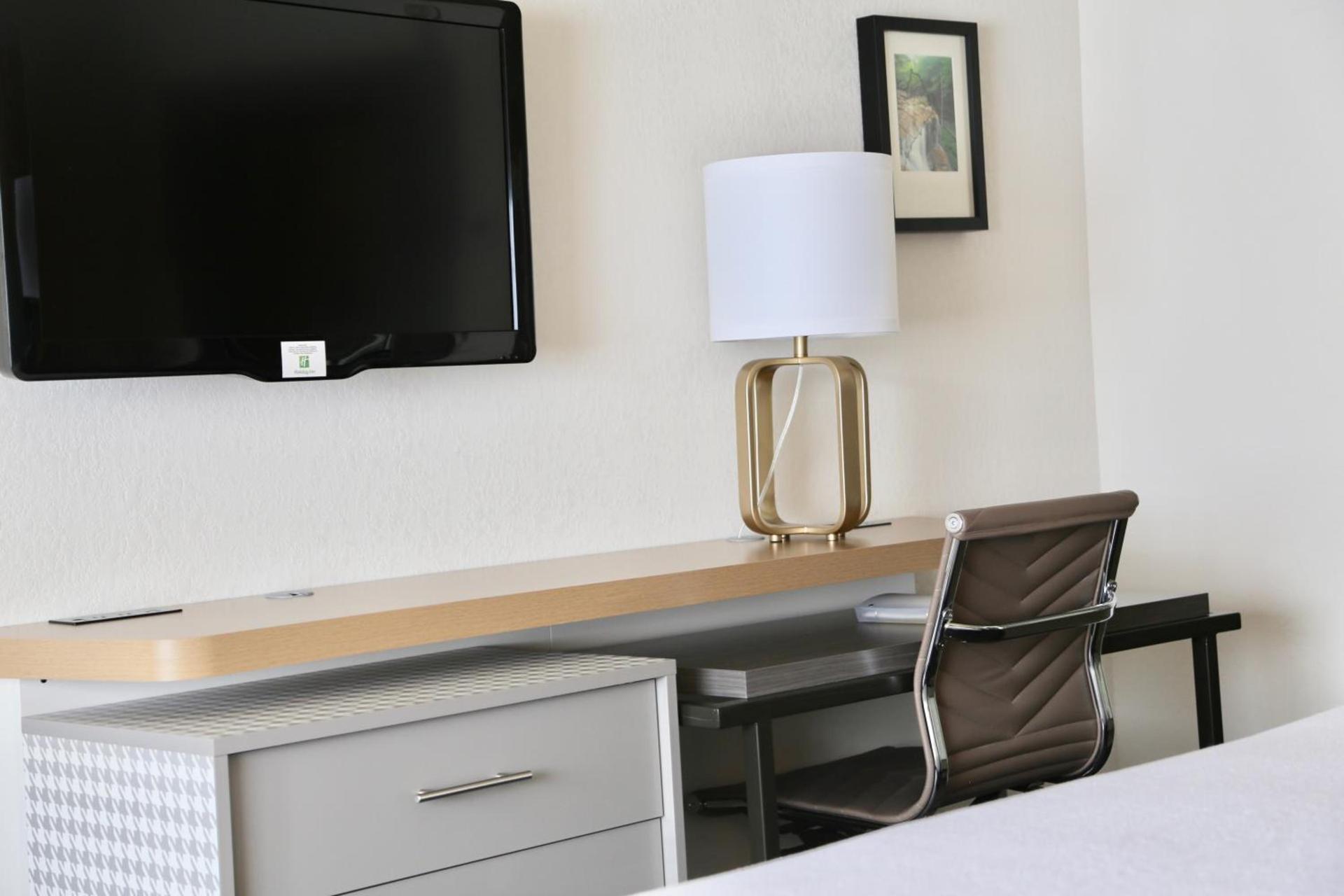 Holiday Inn Salem by IHG photo 28