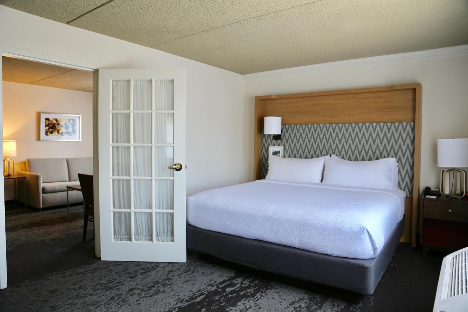Holiday Inn Salem by IHG photo 36