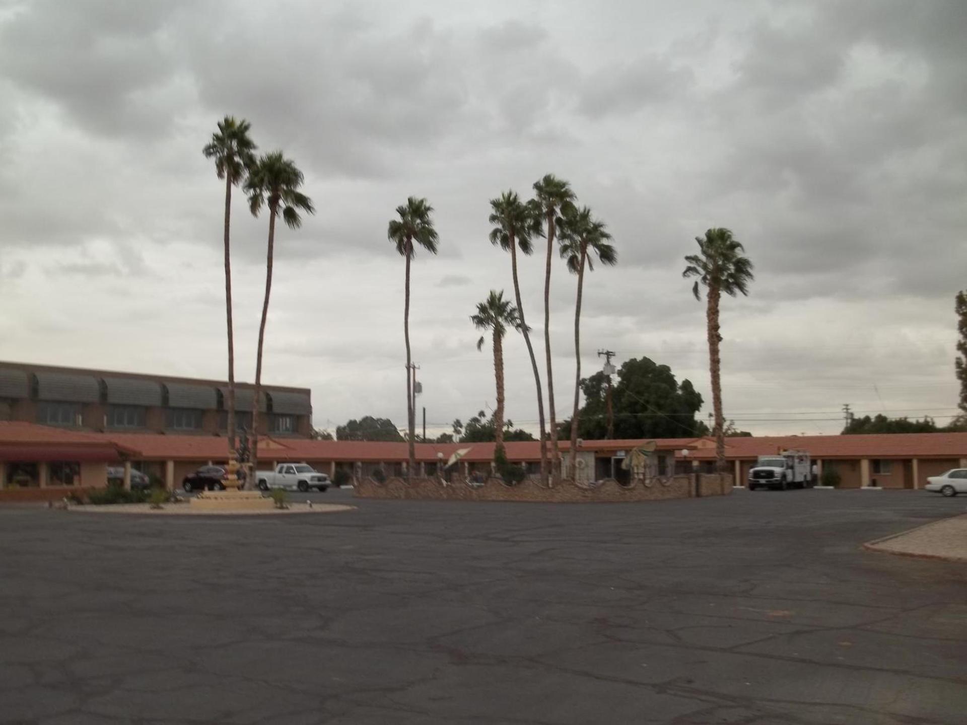 Hacienda Motel photo 1