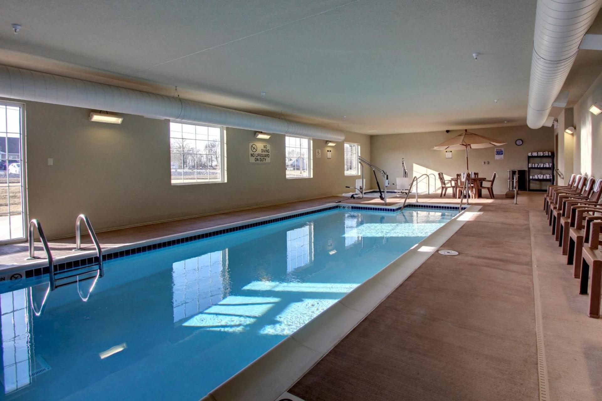 Cobblestone Hotel & Suites - Newton photo 19