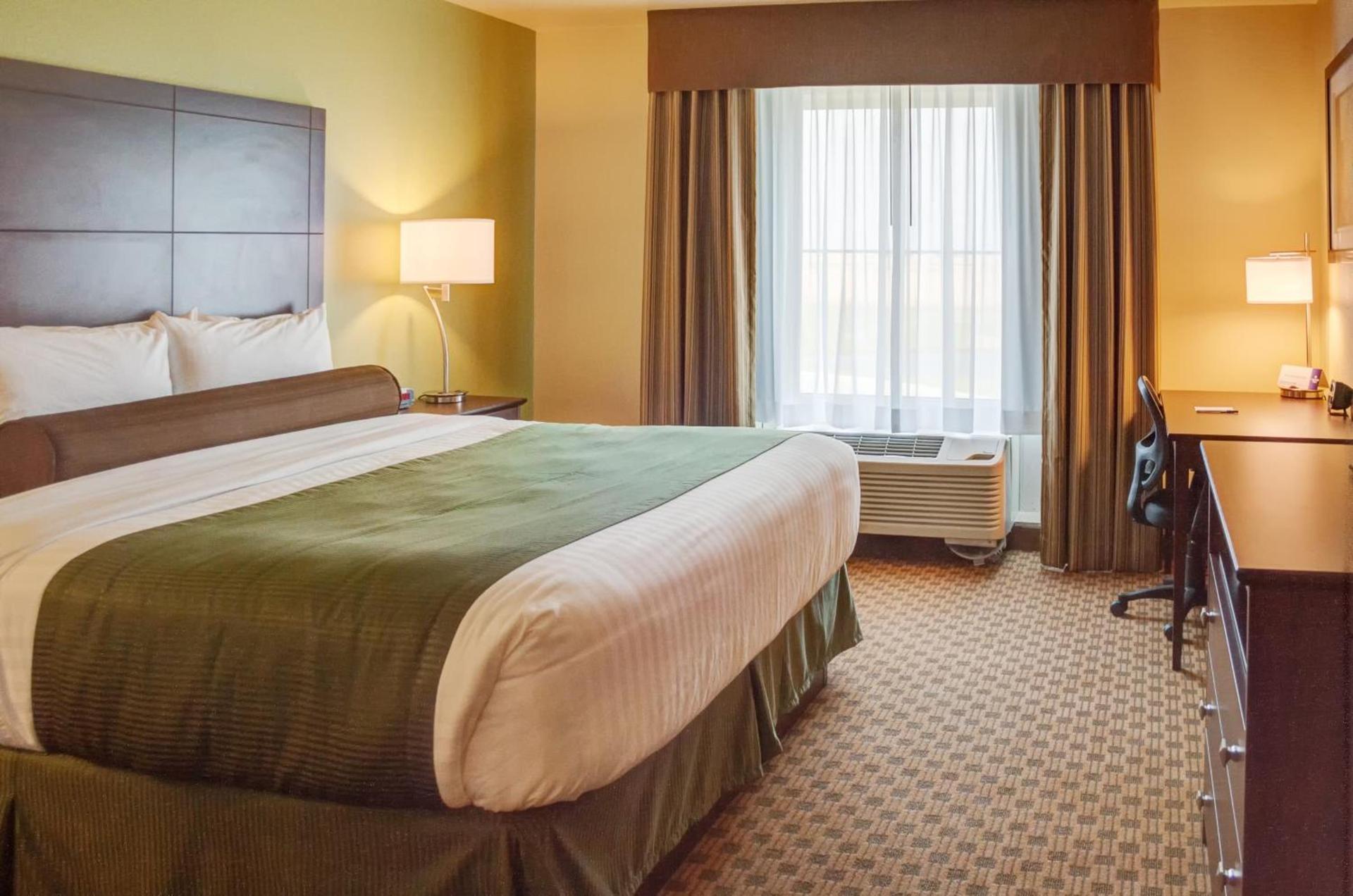 Cobblestone Hotel and Suites - Jefferson photo 19