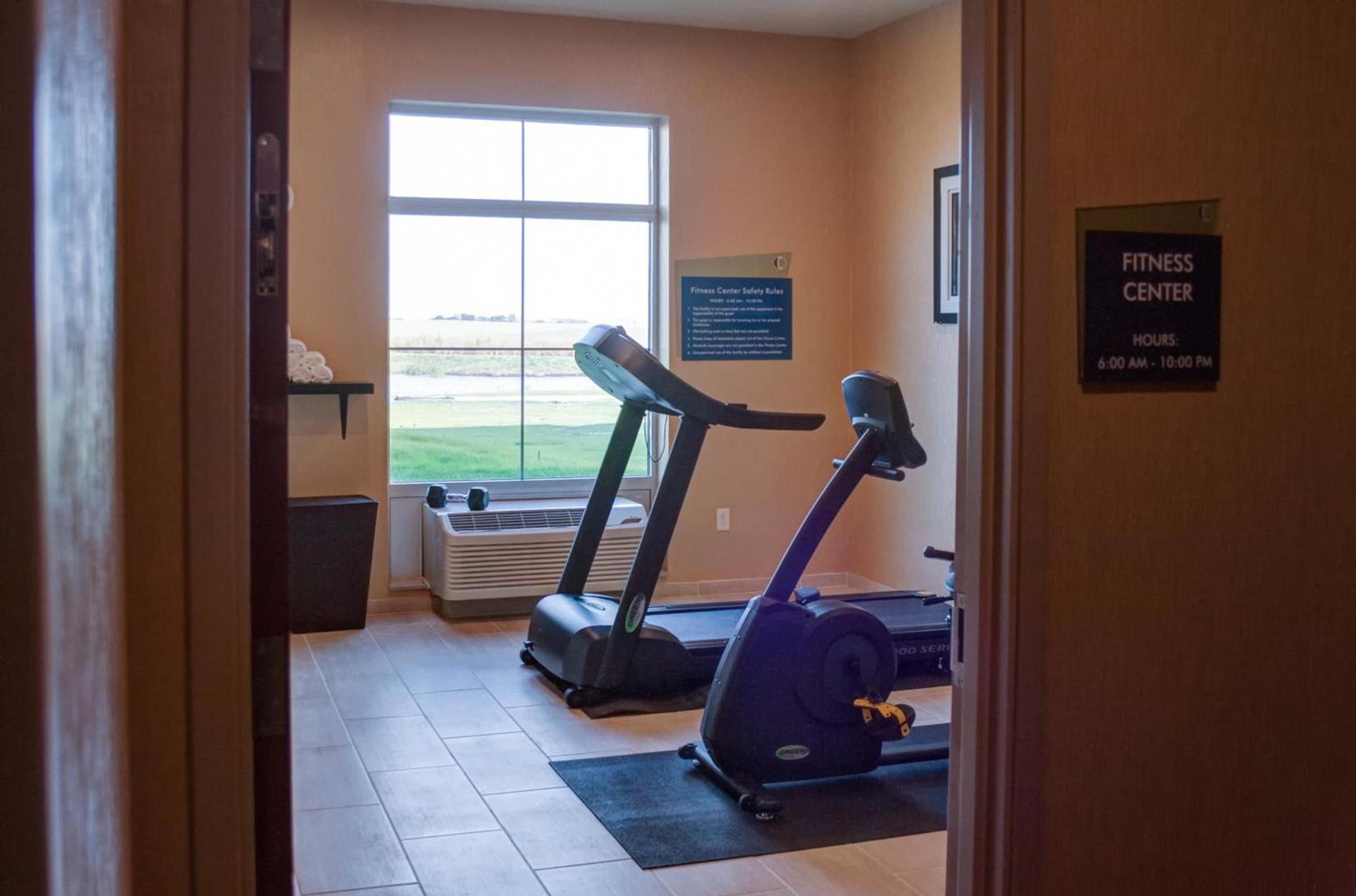 Cobblestone Hotel and Suites - Jefferson photo 14