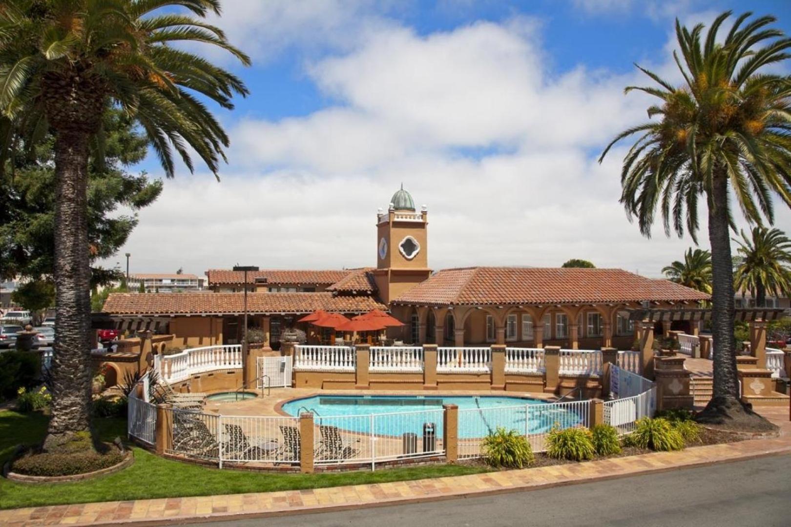 SFO El Rancho Inn SureStay Collection by Best Western photo 2