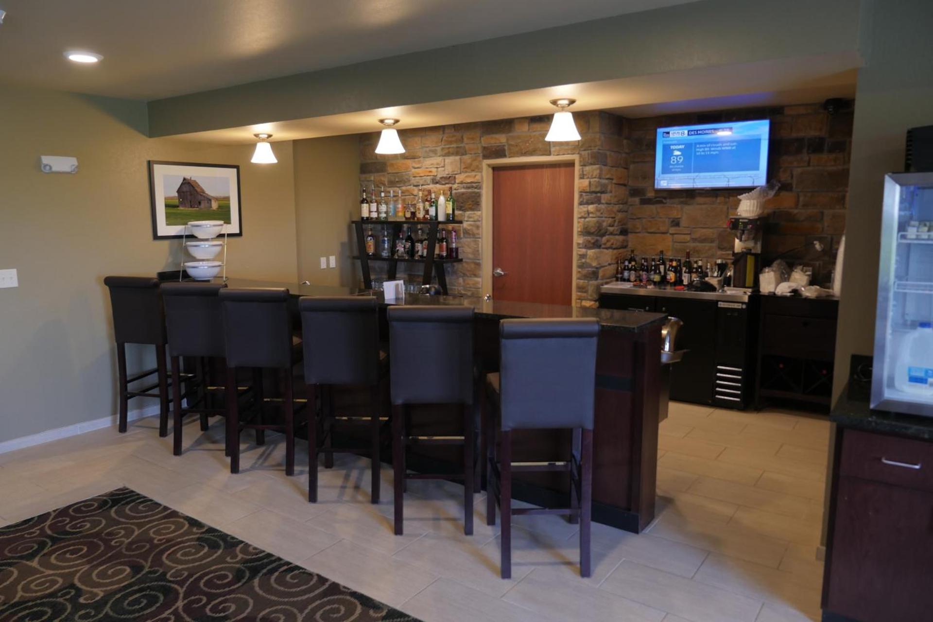 Cobblestone Inn & Suites-Winterset photo 37