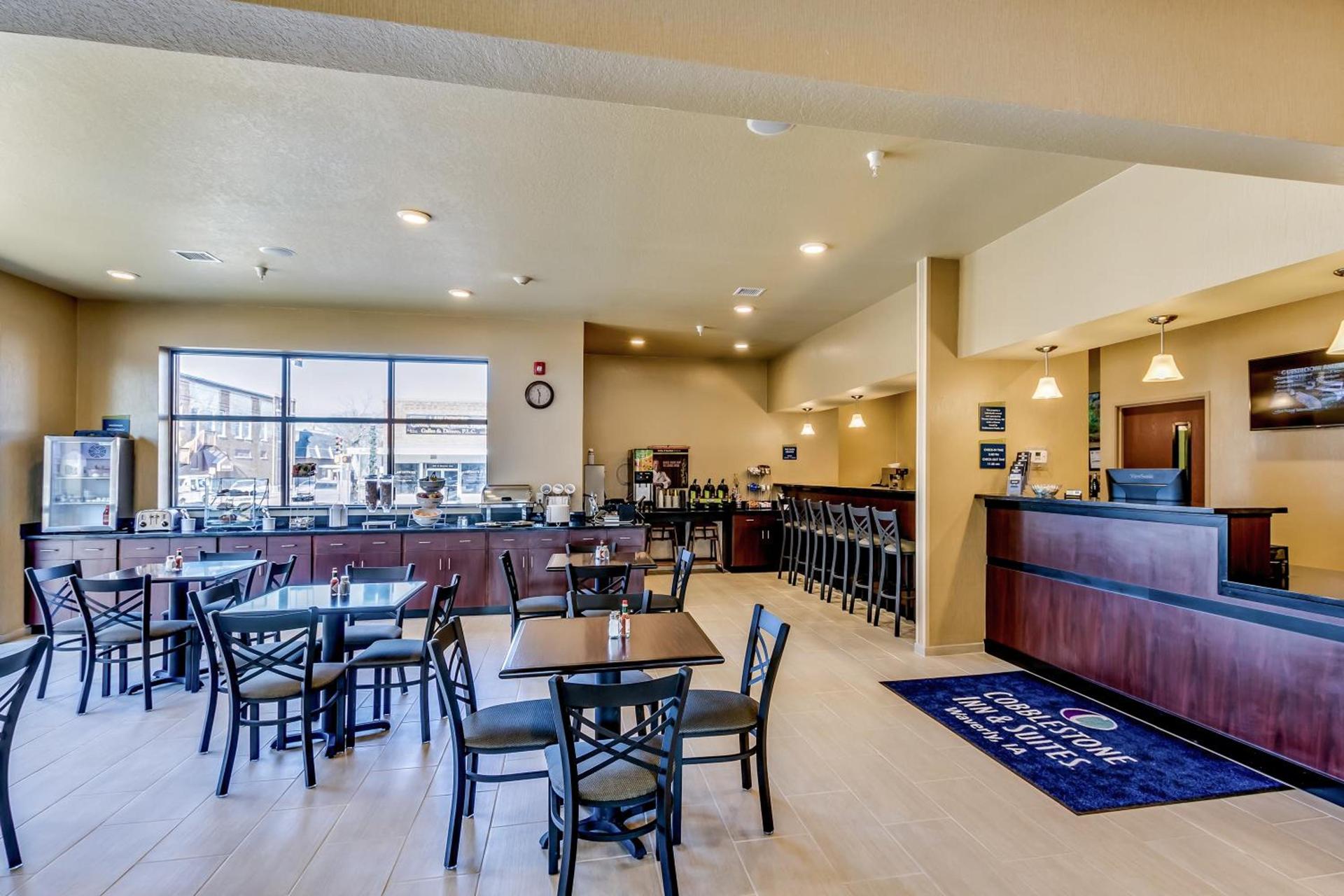 Cobblestone Inn & Suites - Waverly photo 22