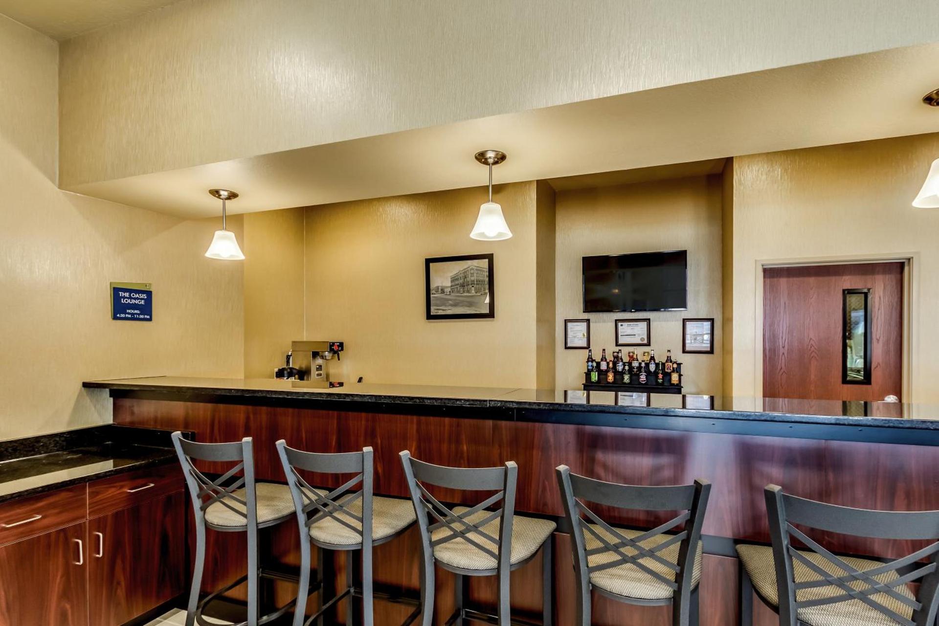 Cobblestone Inn & Suites - Waverly photo 31