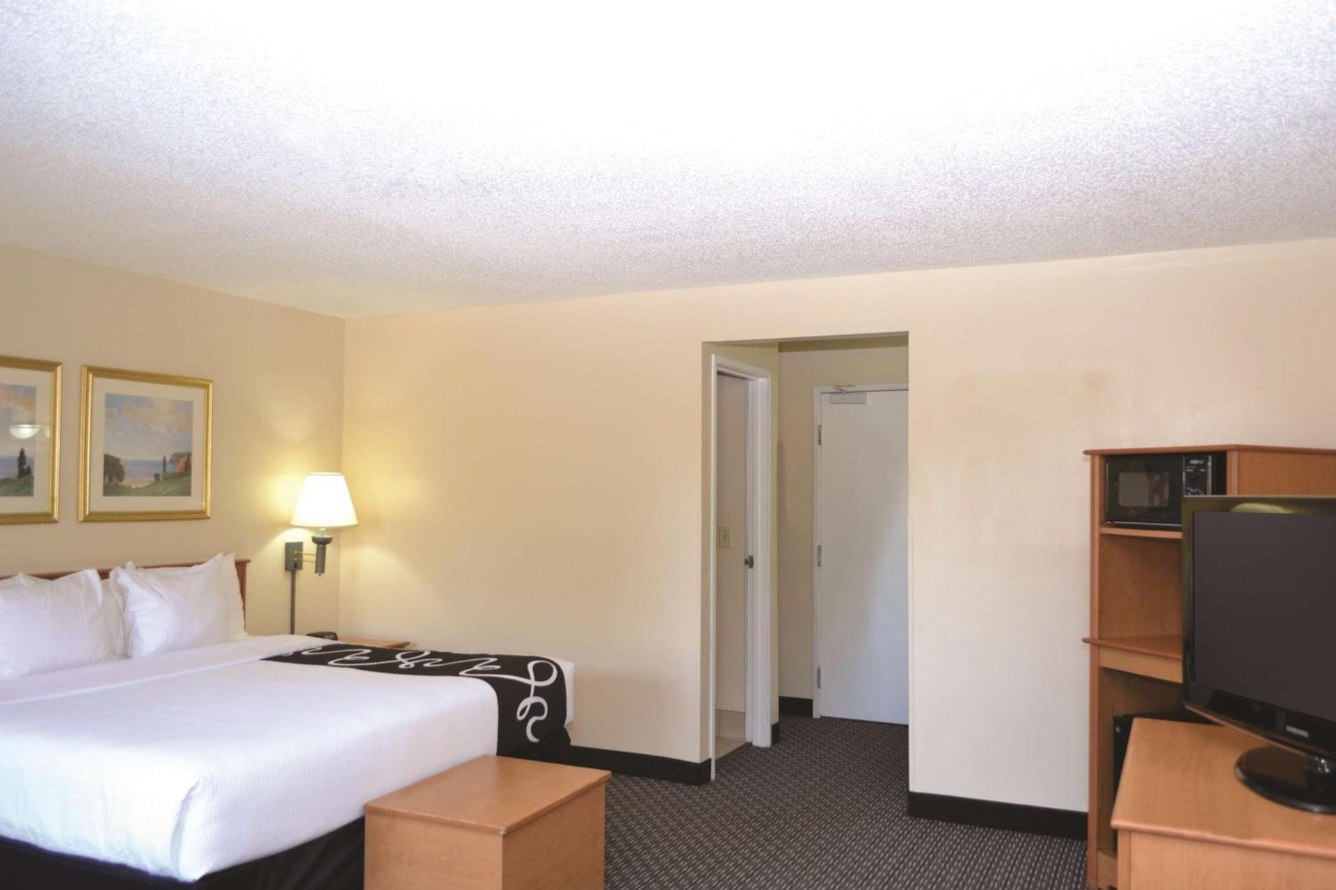 La Quinta by Wyndham Tampa Fairgrounds - Casino photo 12