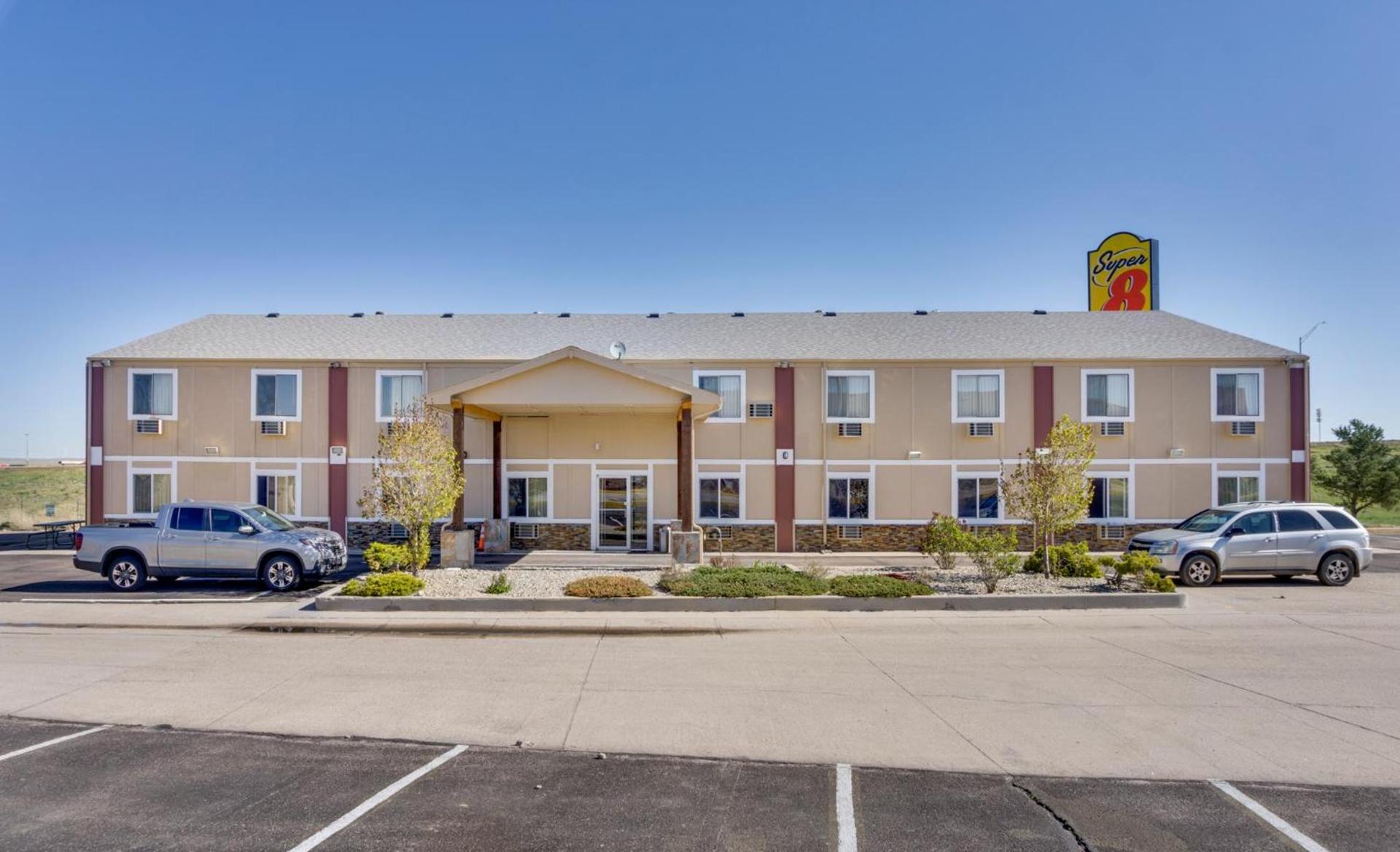 Super 8 by Wyndham Limon photo 15