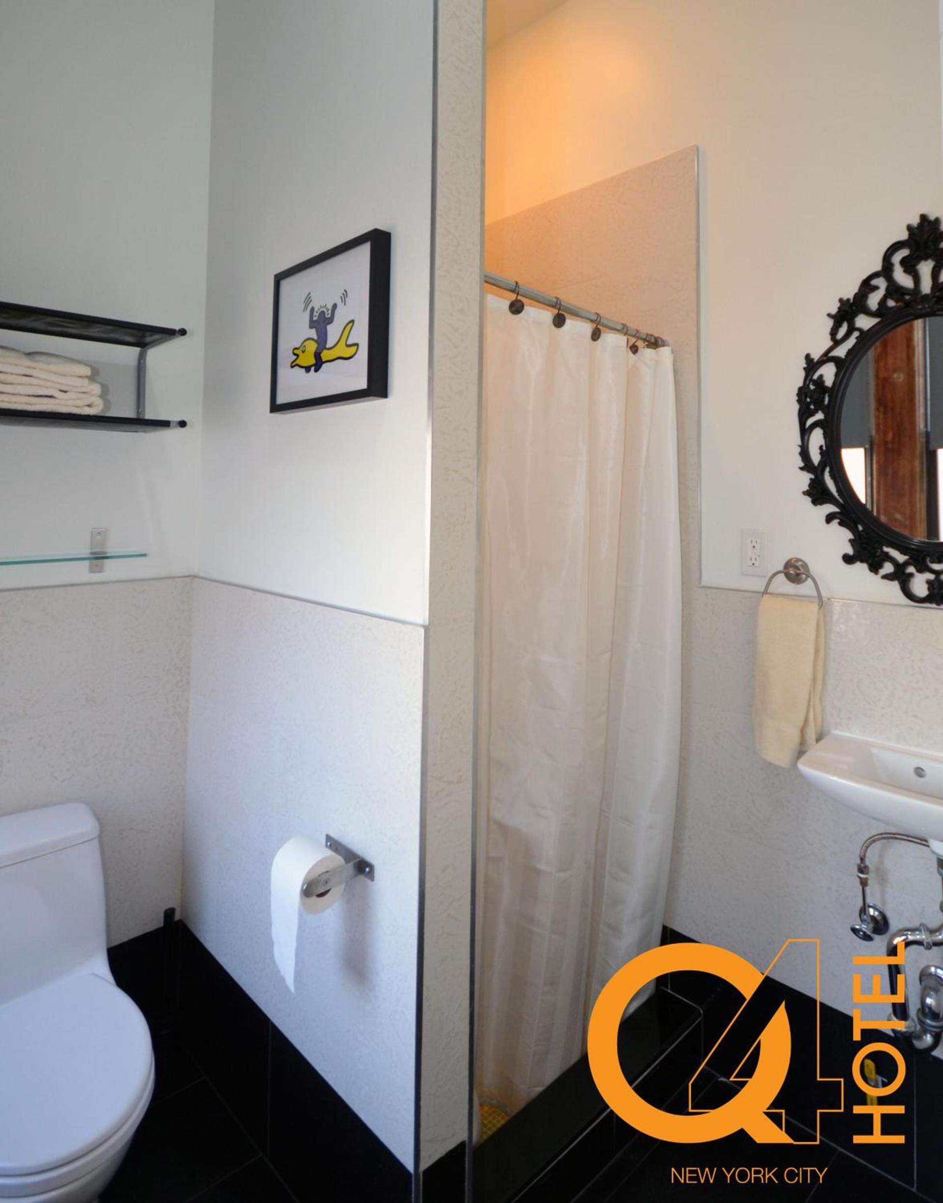 Q4 Hotel and Hostel photo 19