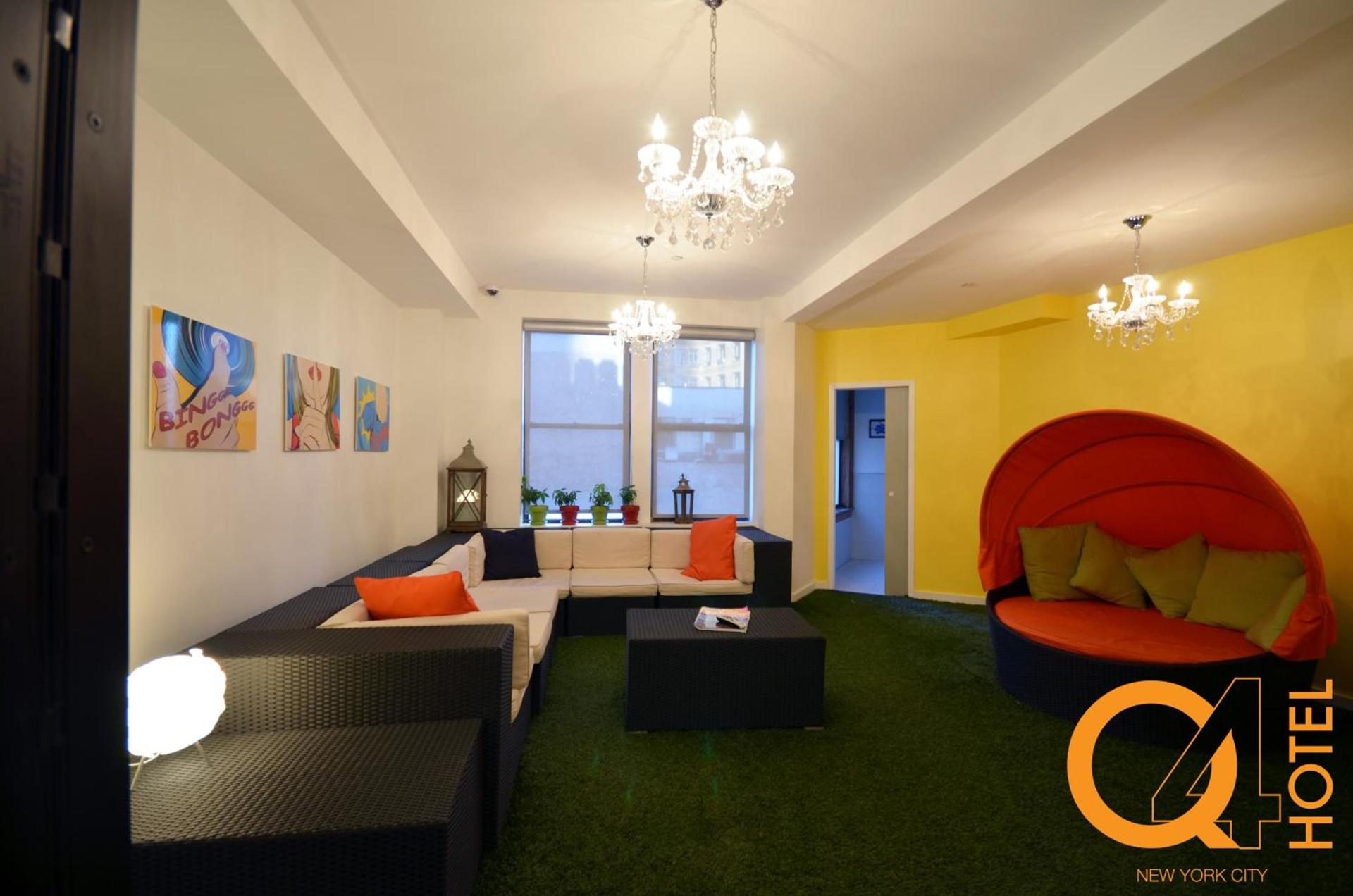 Q4 Hotel and Hostel photo 4