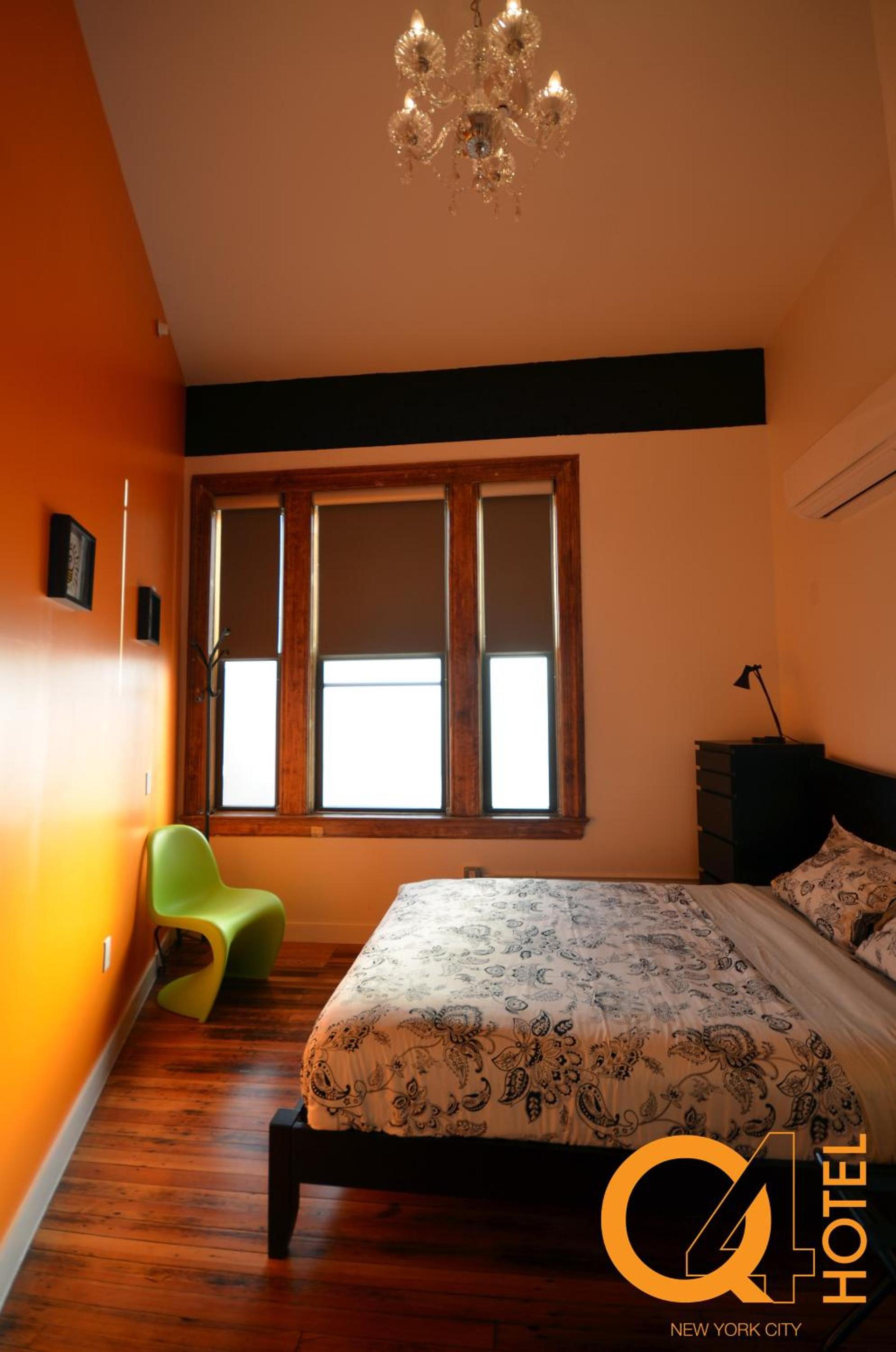 Q4 Hotel and Hostel photo 15