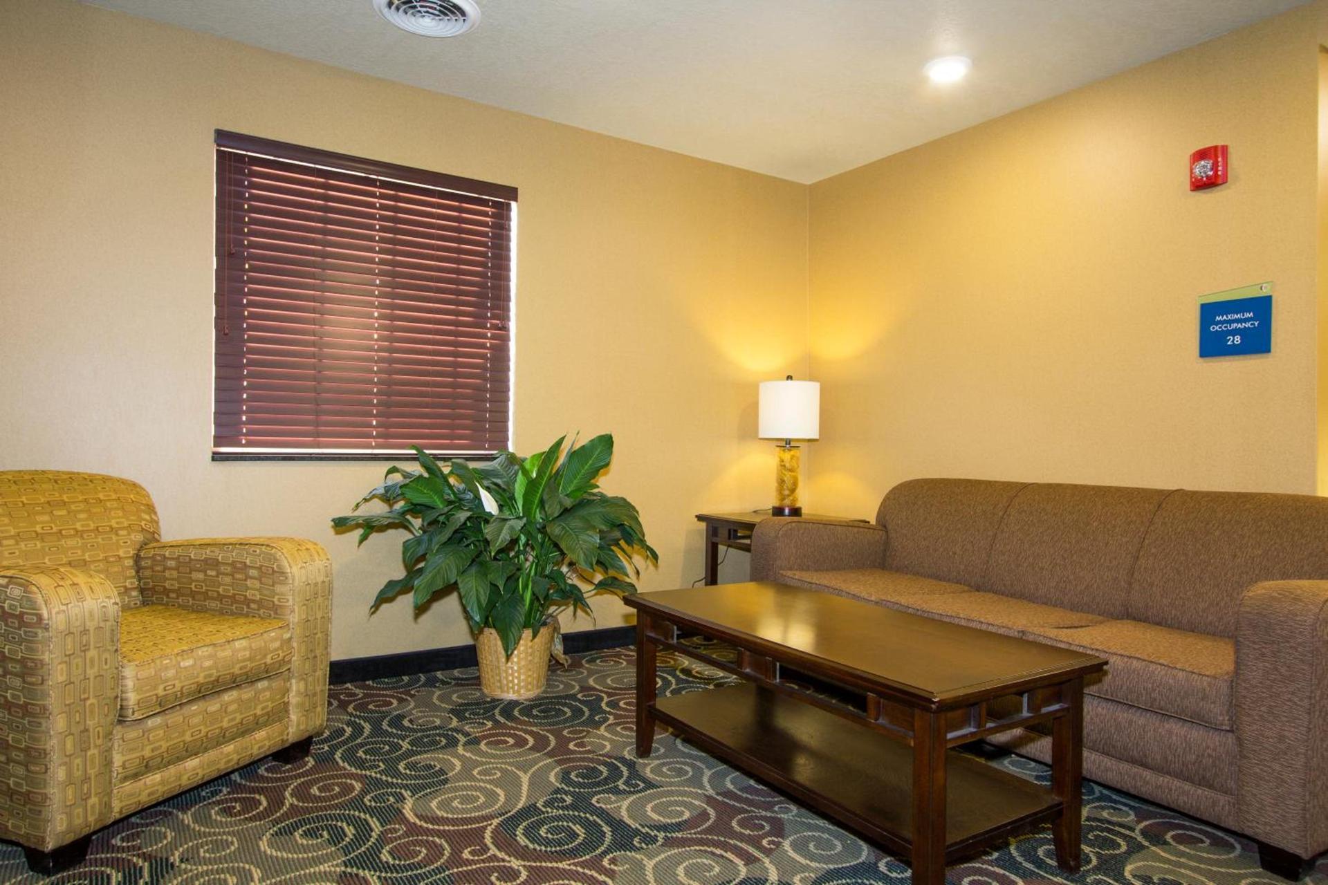 Cobblestone Inn & Suites - Corry photo 23