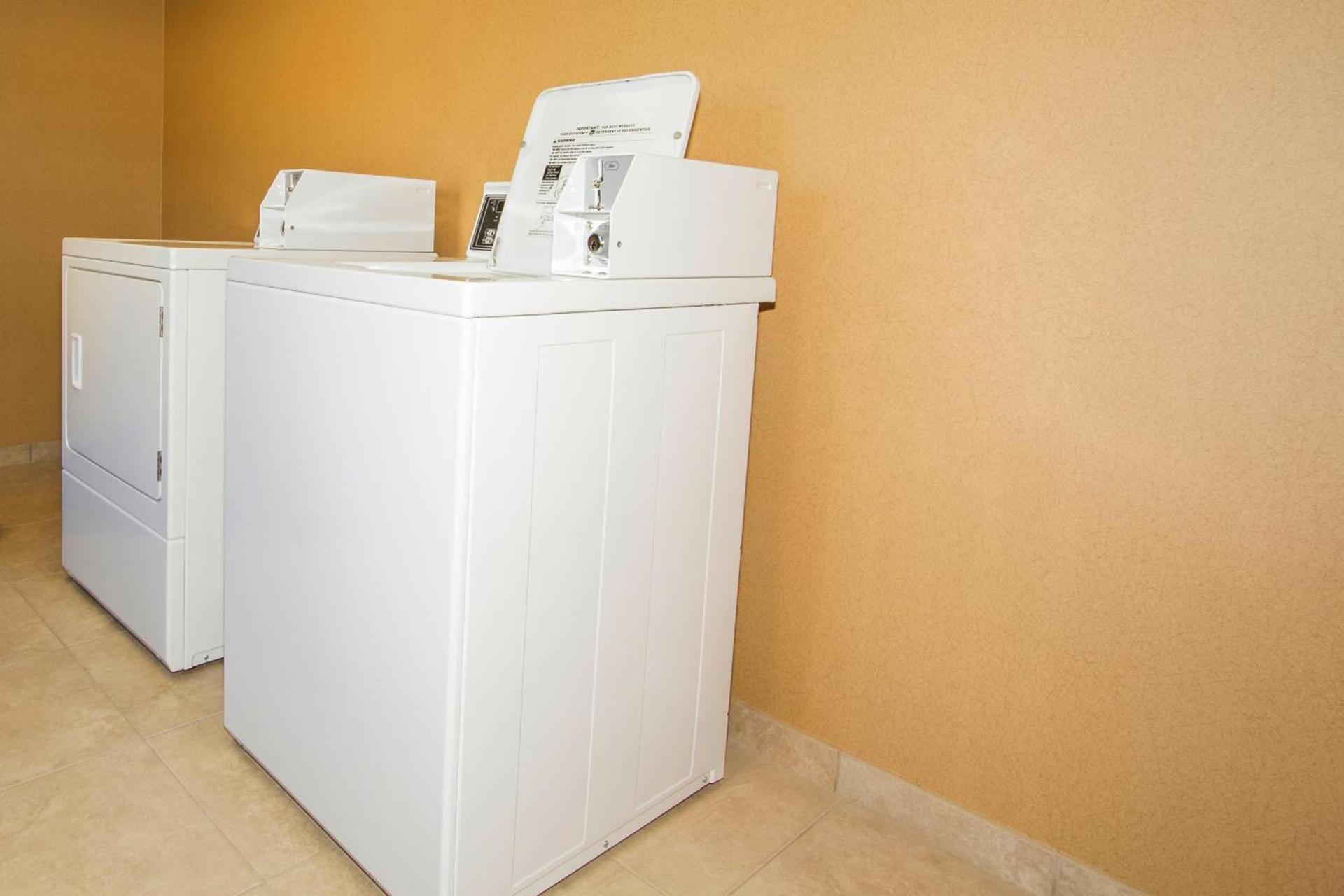 Cobblestone Inn & Suites - Corry photo 38