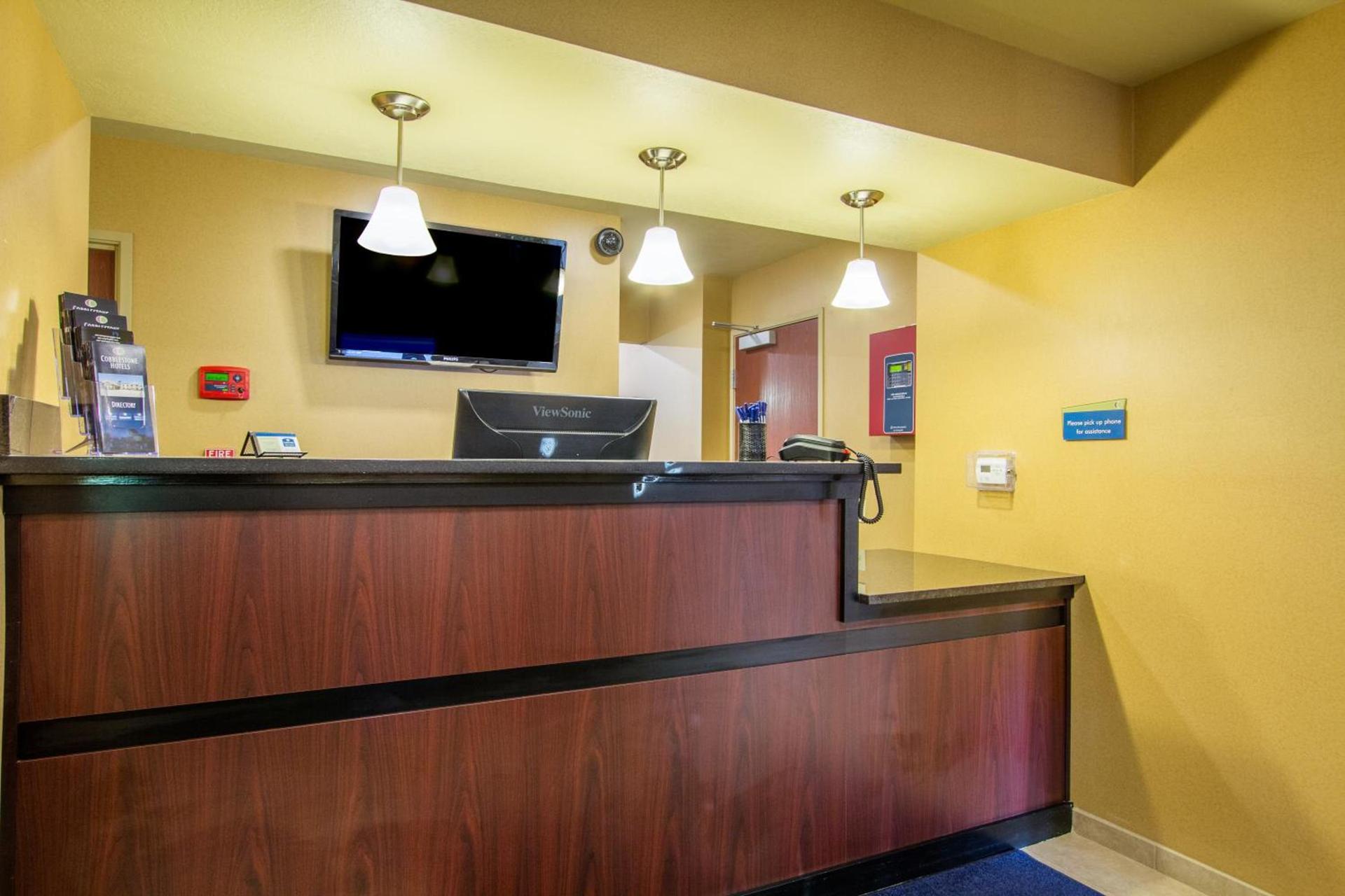 Cobblestone Inn & Suites - Corry photo 20