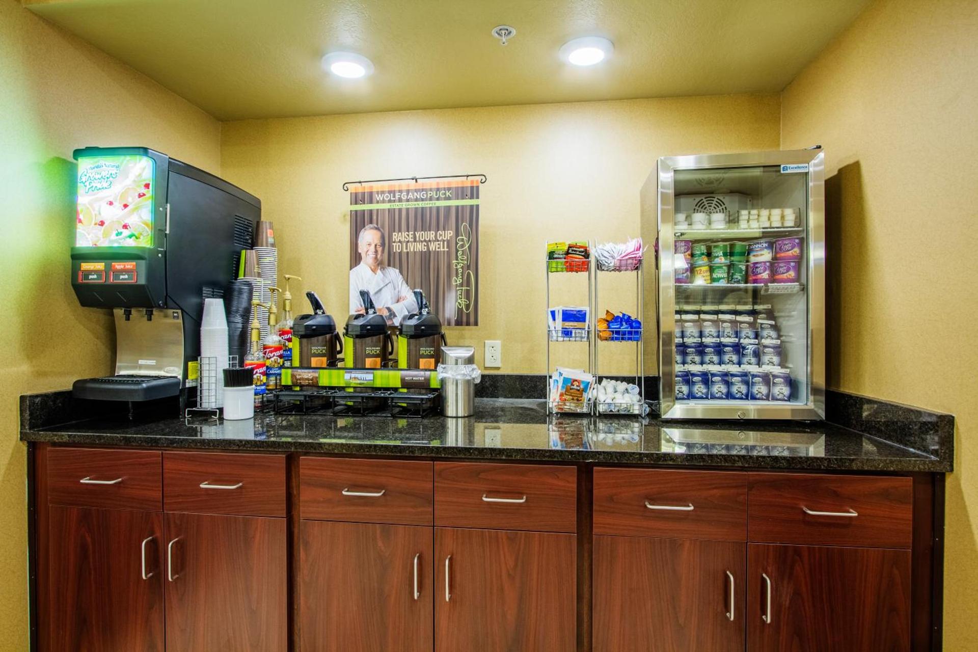 Cobblestone Inn & Suites - Corry photo 25