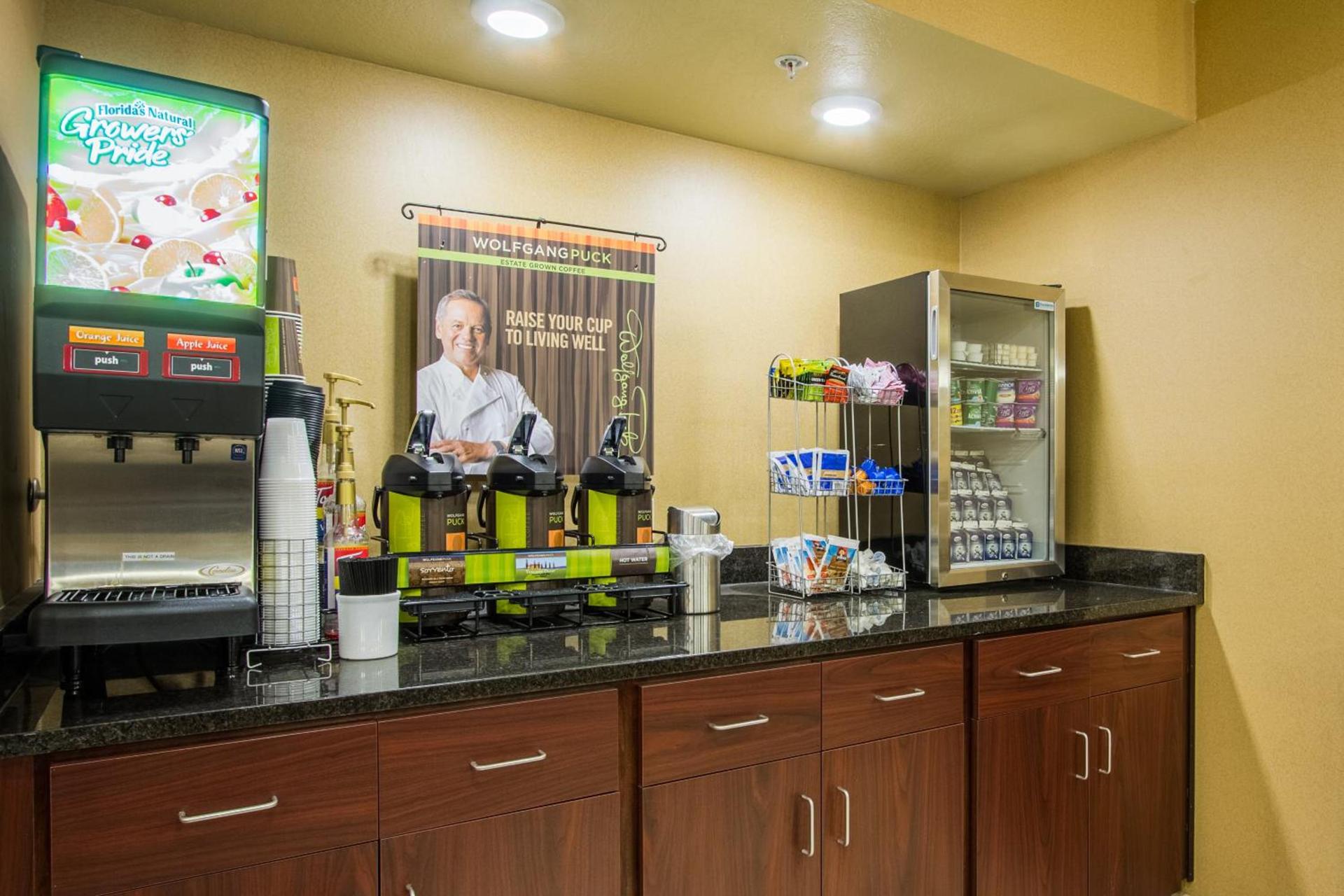 Cobblestone Inn & Suites - Corry photo 26