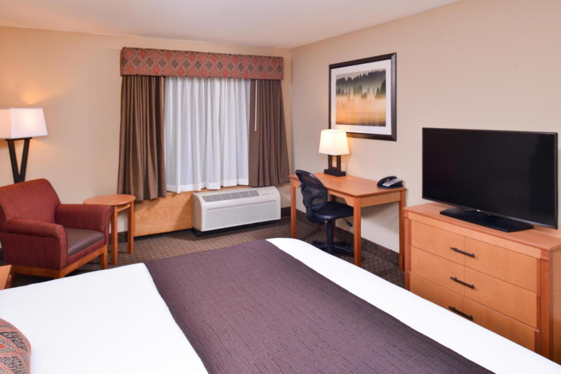 Best Western Plus Olympic Inn photo 57