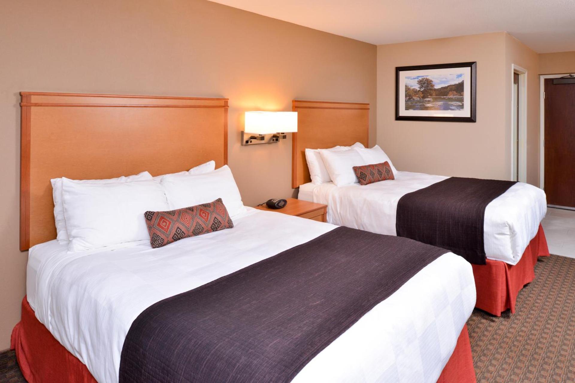 Best Western Plus Olympic Inn photo 61