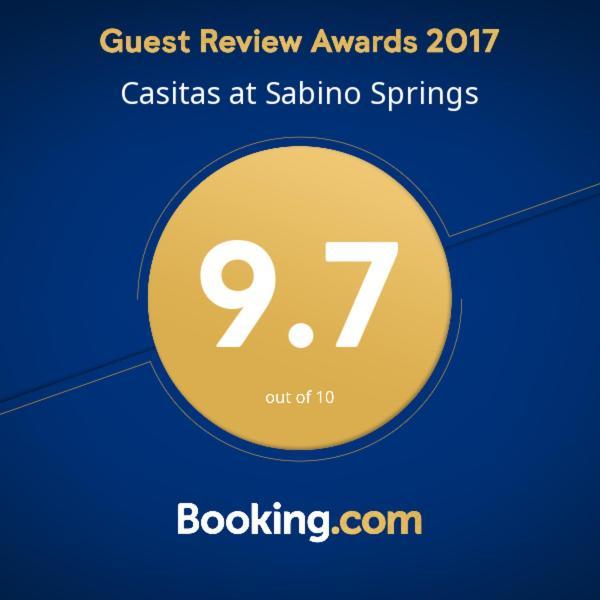 Casitas at Sabino Springs photo 8