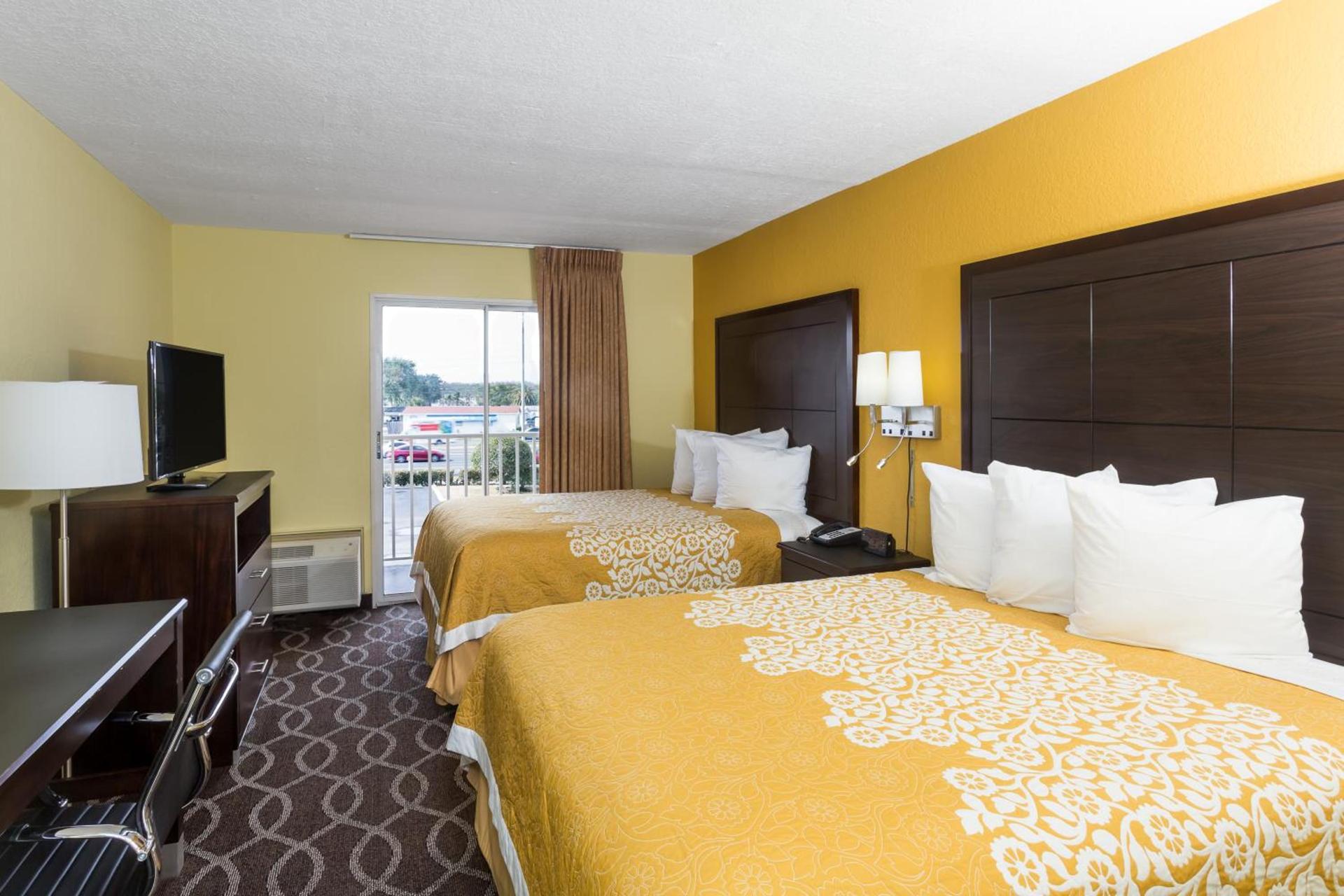 Days Inn & Suites by Wyndham Port Richey photo 30